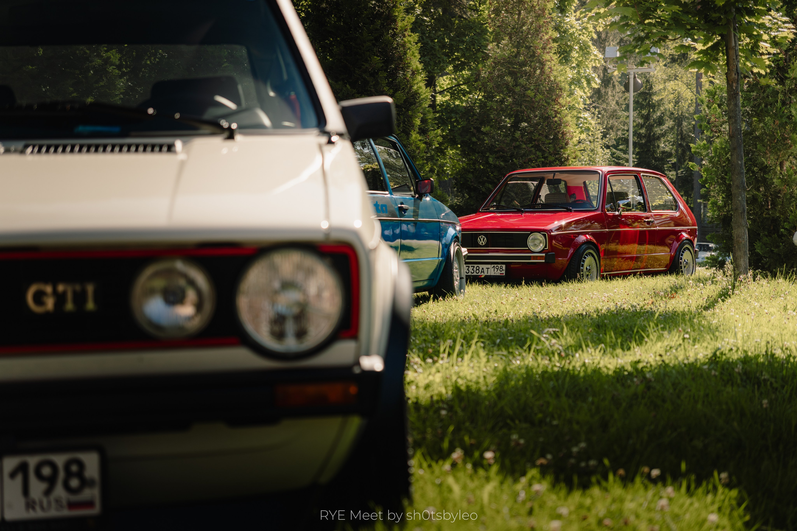 Масштабный летний фестиваль RYE Meet — встреча клуба любителей автомобилей старше 25-лет. Автомобильный фотограф Антон Цырулев