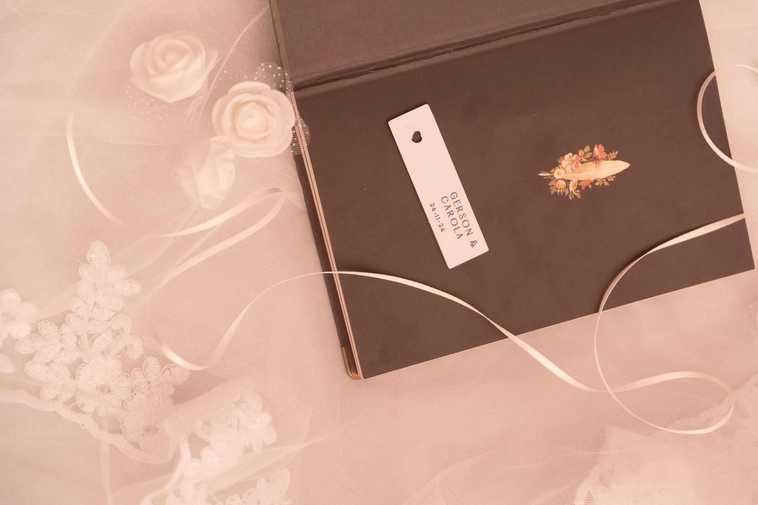 Carola & Gerson. Wedding Photographer in Barcelona and Medellin