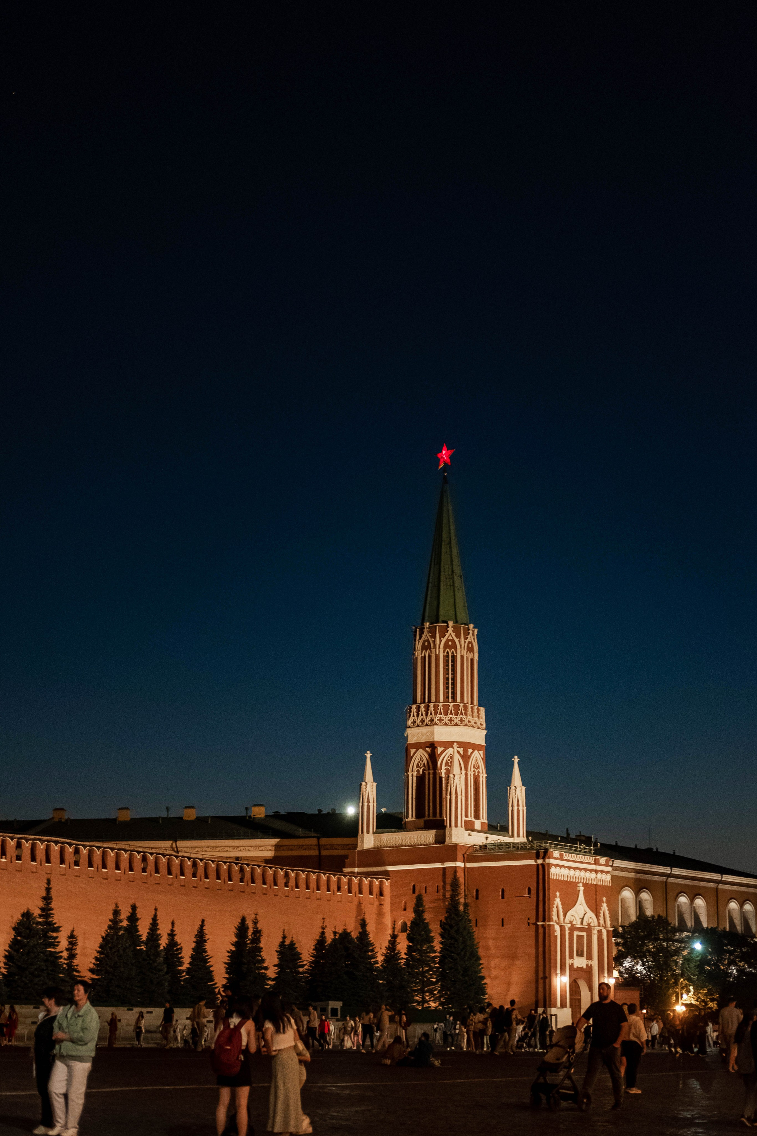 Прогулка по вечерней Москве. Свадебный и семейный фотограф в Новосибирске, Санкт-Петербурге, Москве