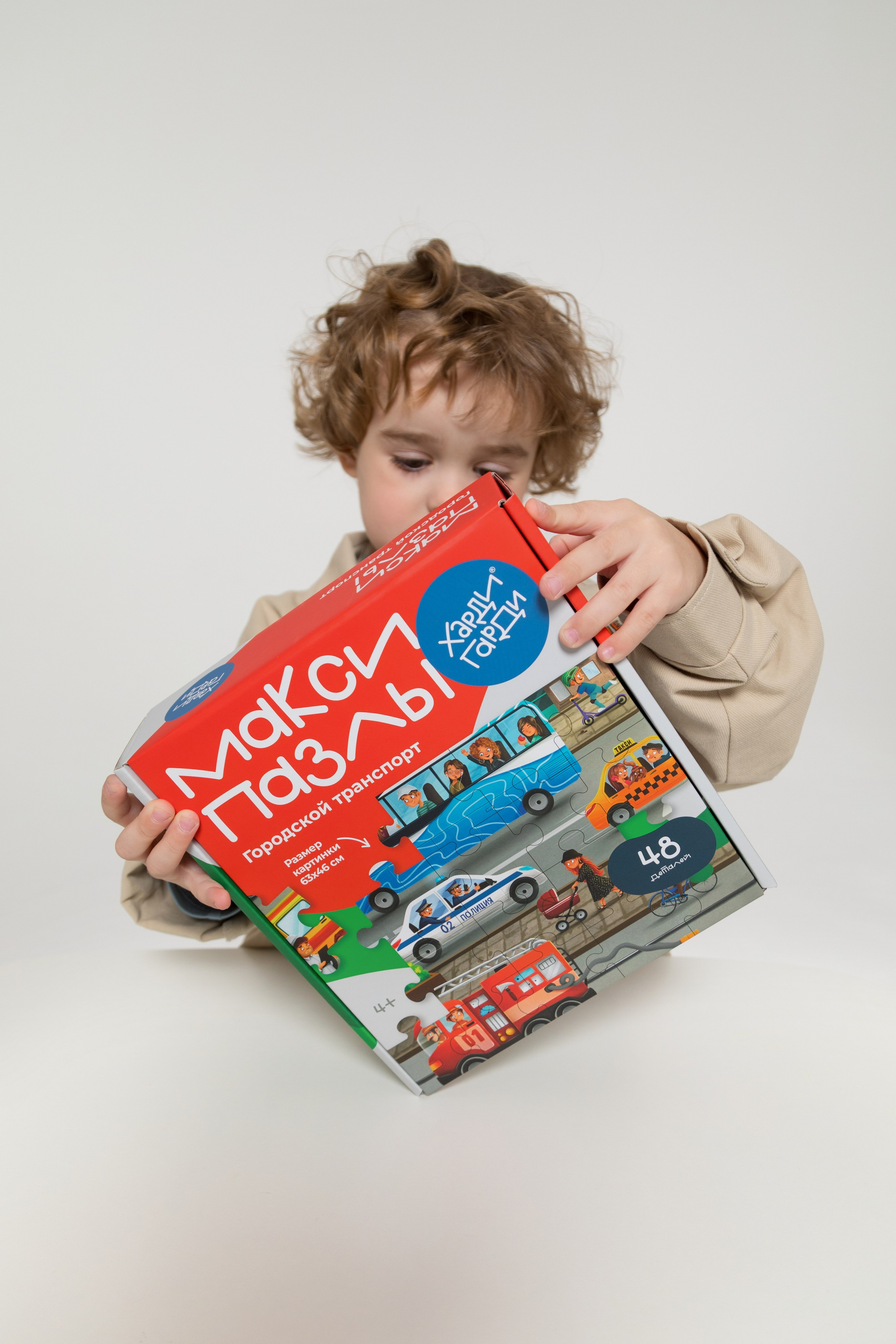 Имиджевая и каталожная съёмка для бренда детских пазлов. Детский и контент фотограф Надя Волкова Санкт-Петербург