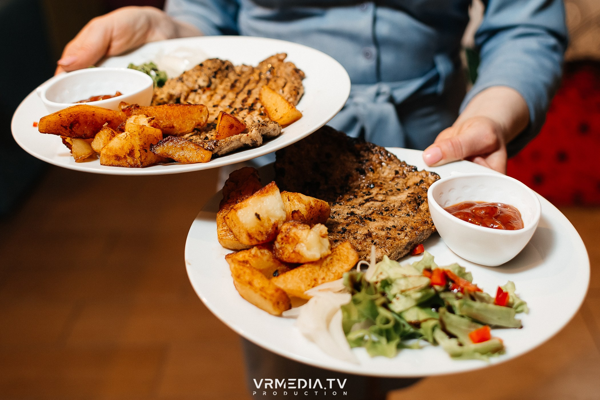 8 марта в кафе «кАмпот»