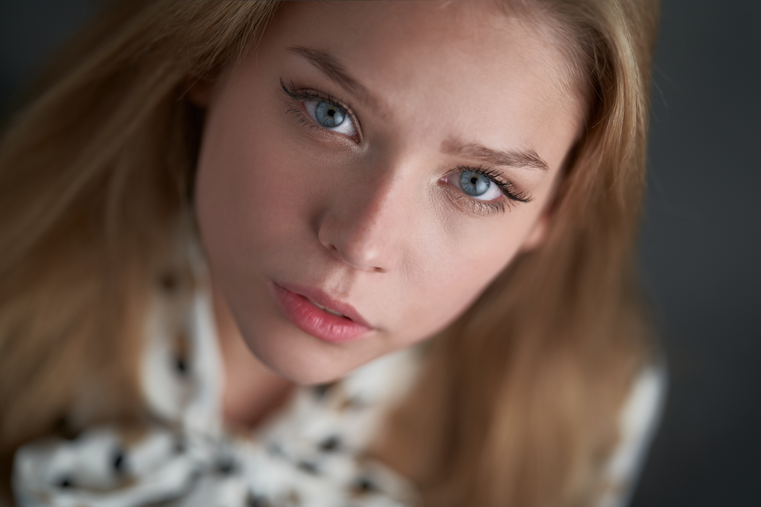 Женский студийный портрет, женский драматический порте, фотограф спб, женский художественный портрет, Фотограф Горшенин Сергей