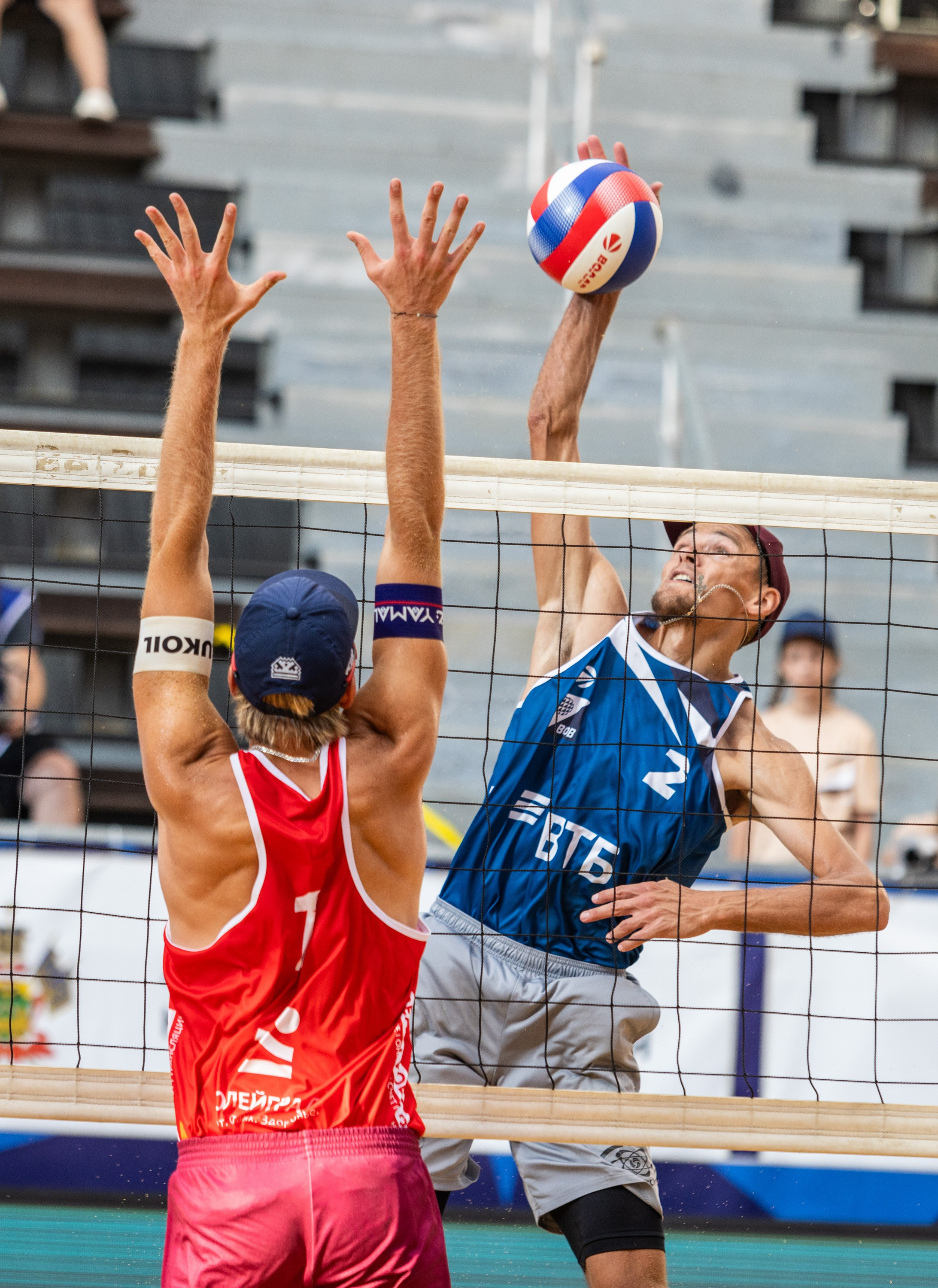 Пляжный волейбол. Фотограф Марина Кобзева