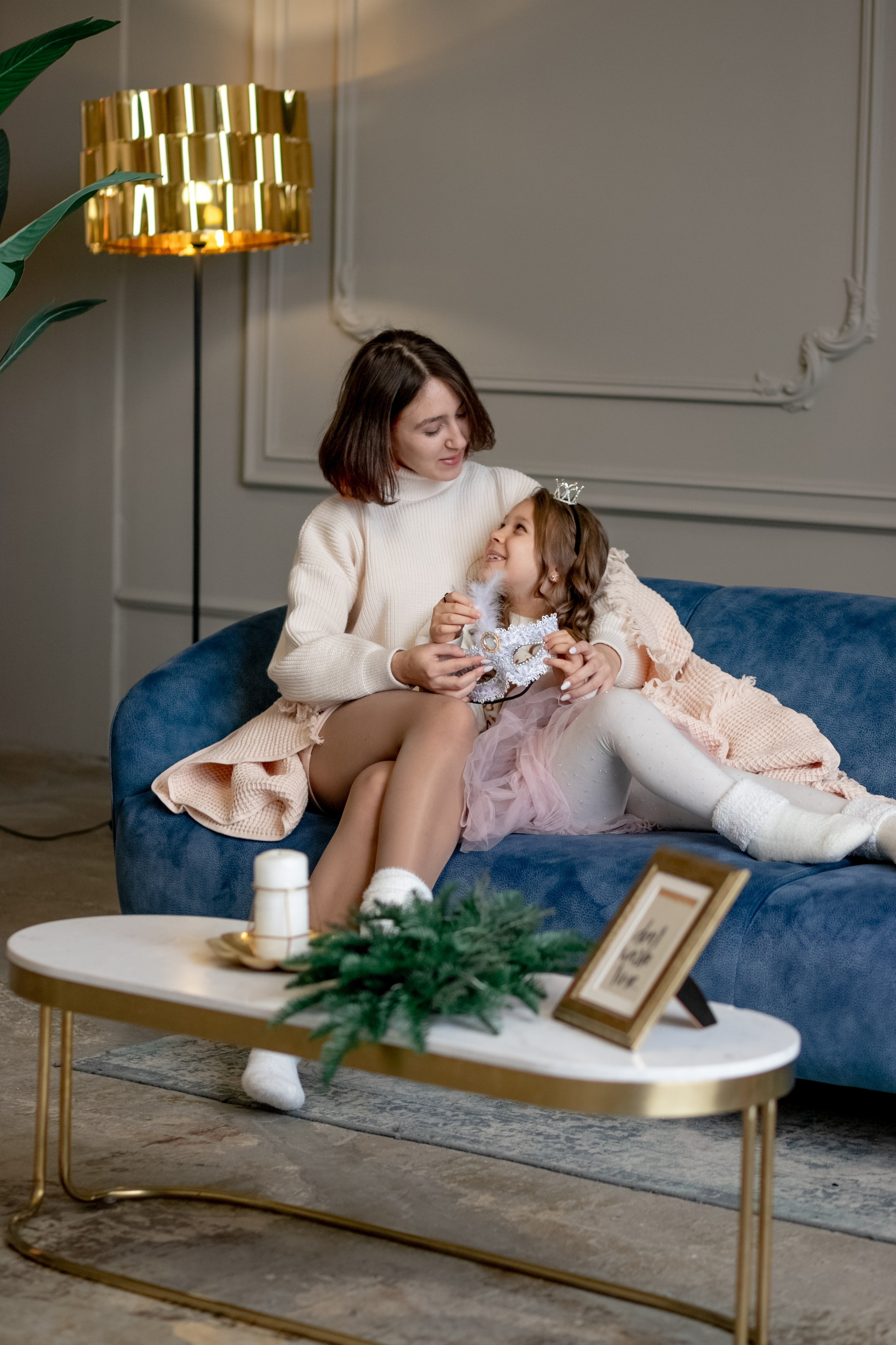 Семья. Студия. Семейная фотосессия. Фотограф Кравченко Юлия. Энгельс