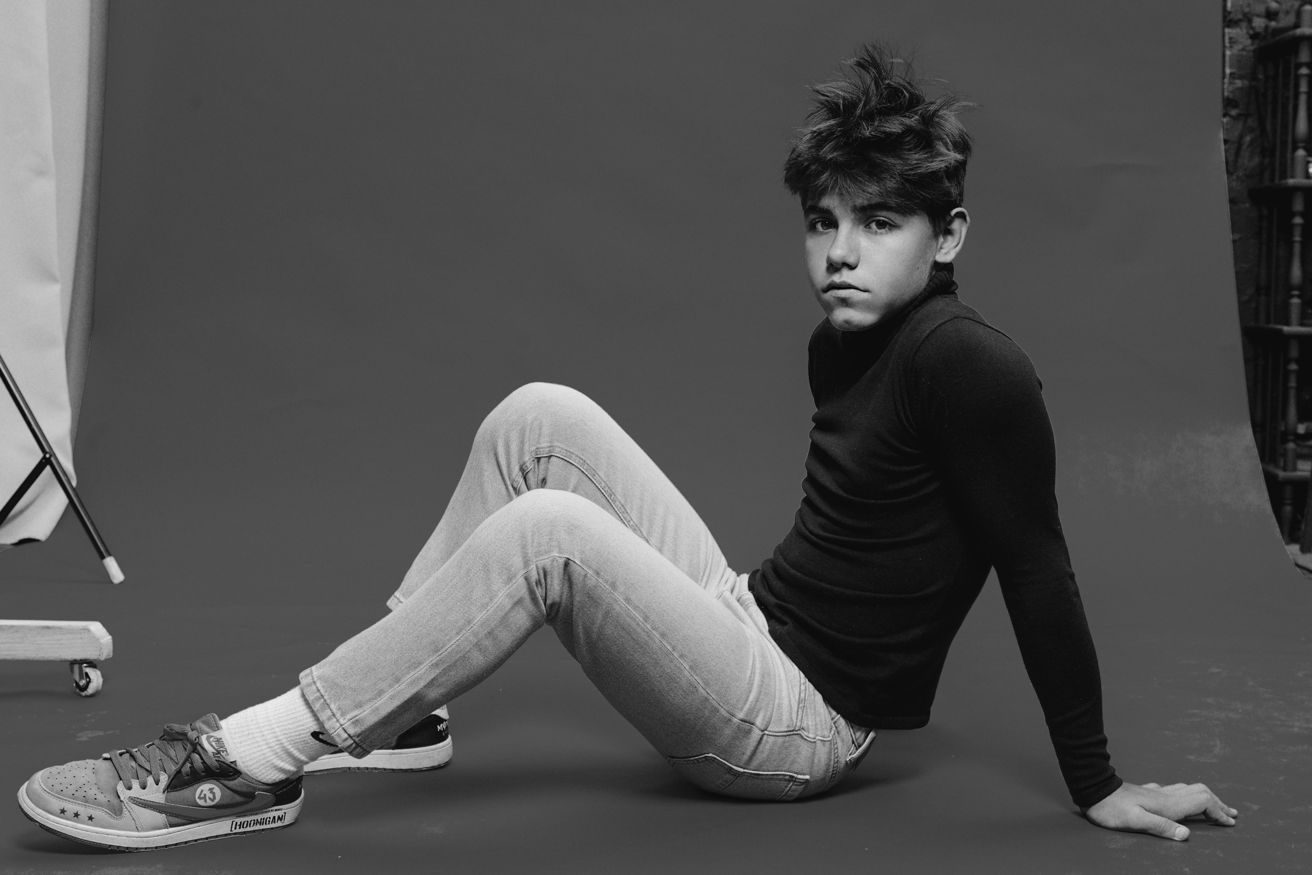 Поворозник Роман. Model base