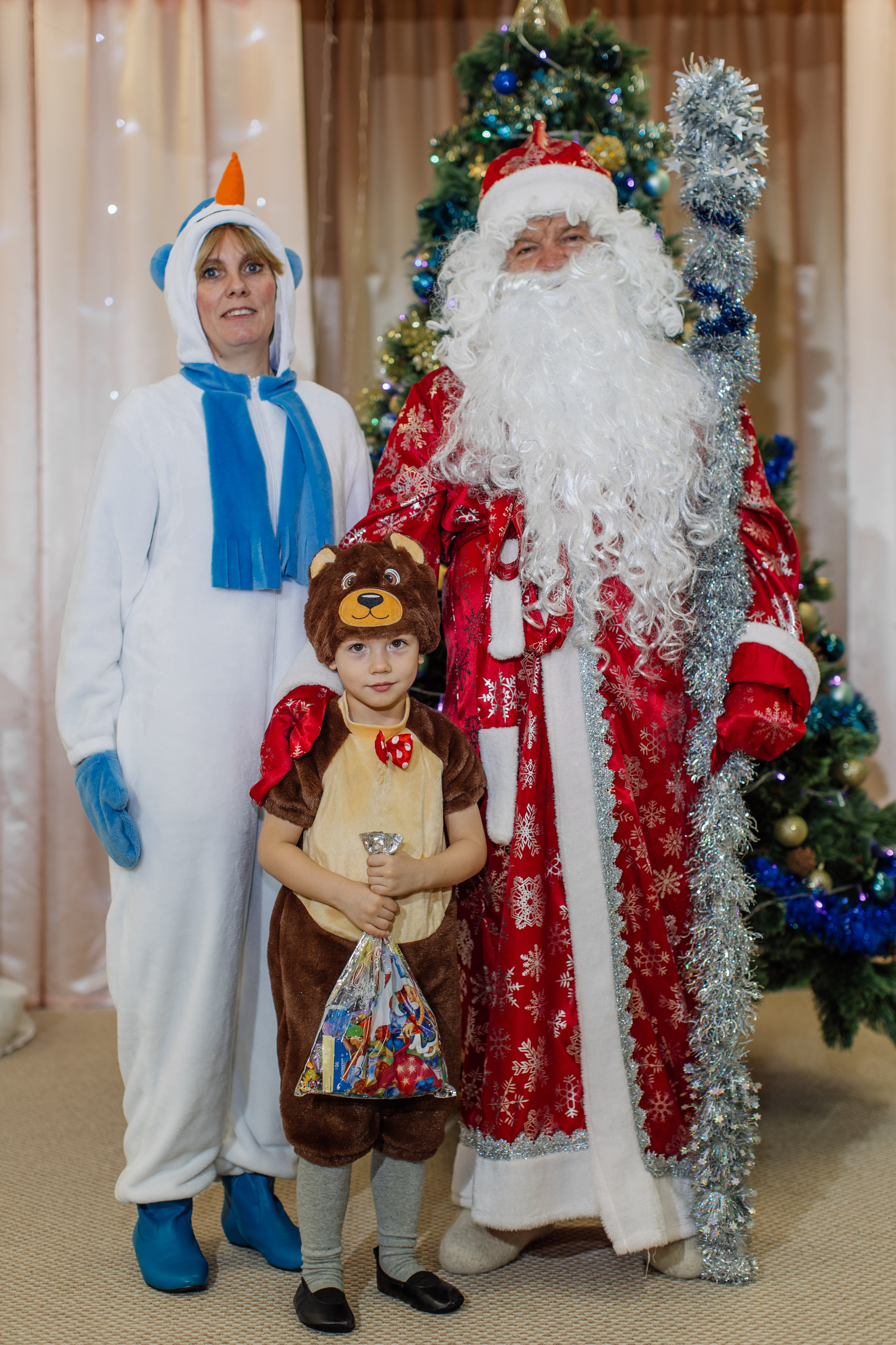 Детские сады и школы. Photograph Svetlana Volkova