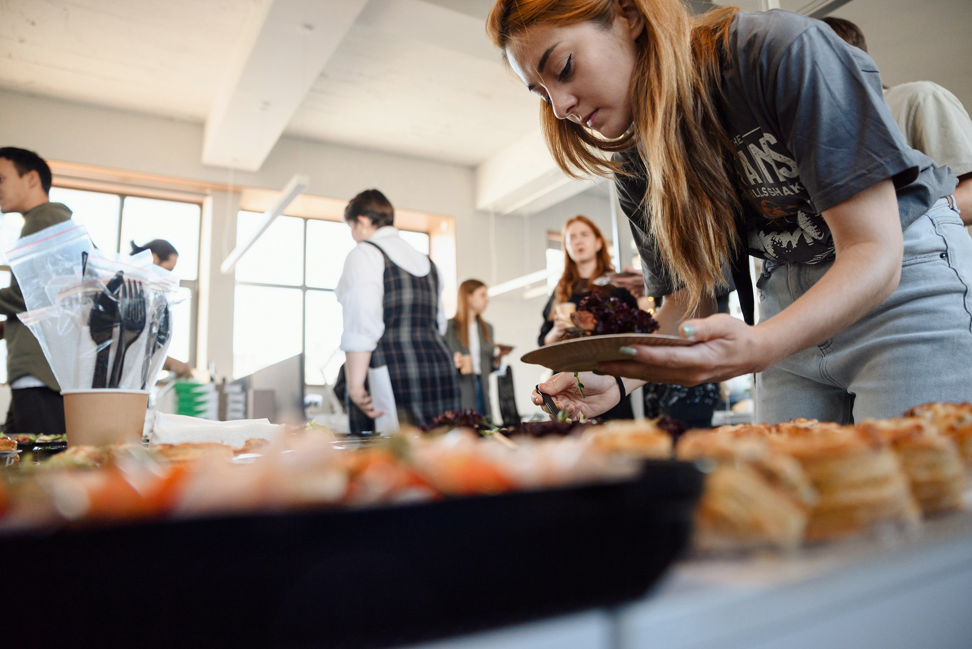 Репортажная сьёмка для R1.Lab Открытие нового офиса!. Константин Солодянкин — свадебный и репортажный фотограф в Екатеринбурге и Верхней Пышме