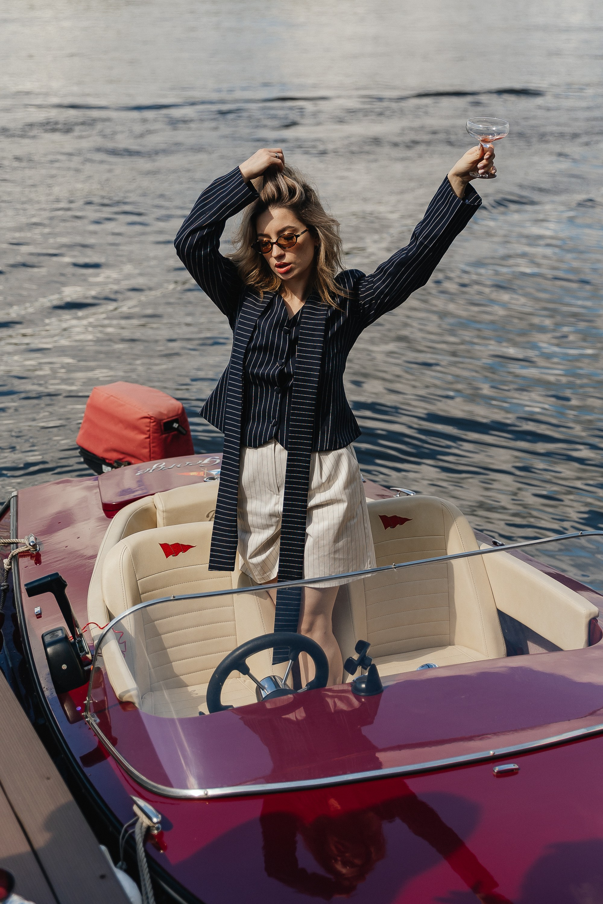 Девичник на ретро катерах. Фотограф Москва, Балашиха, МО. Свадьбы, репортажи, контент, портреты