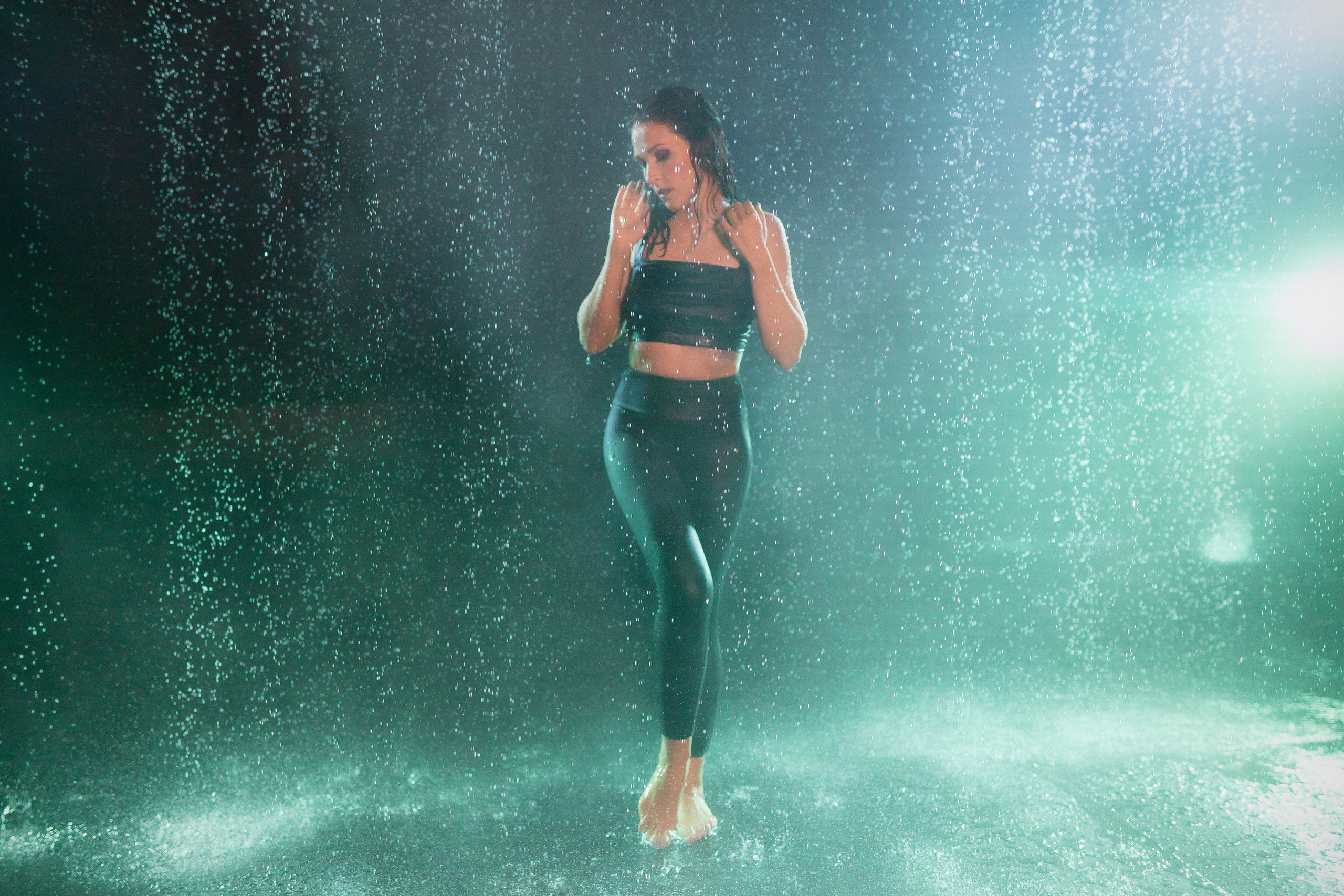 Под дождем. Семейный фотограф в Москве