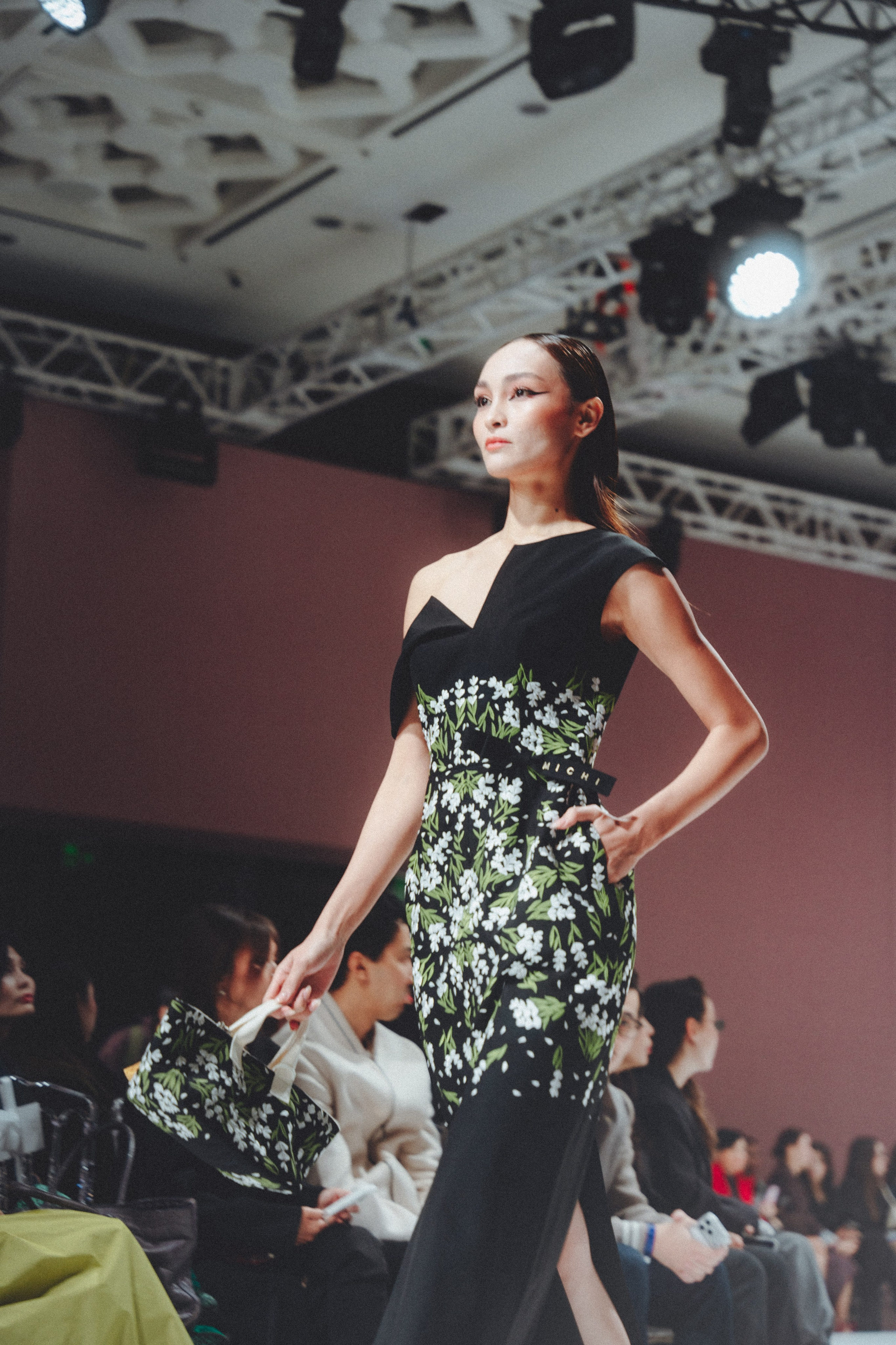 VISA FASHION WEEK ALMATY SS26 / THE PODIUM
