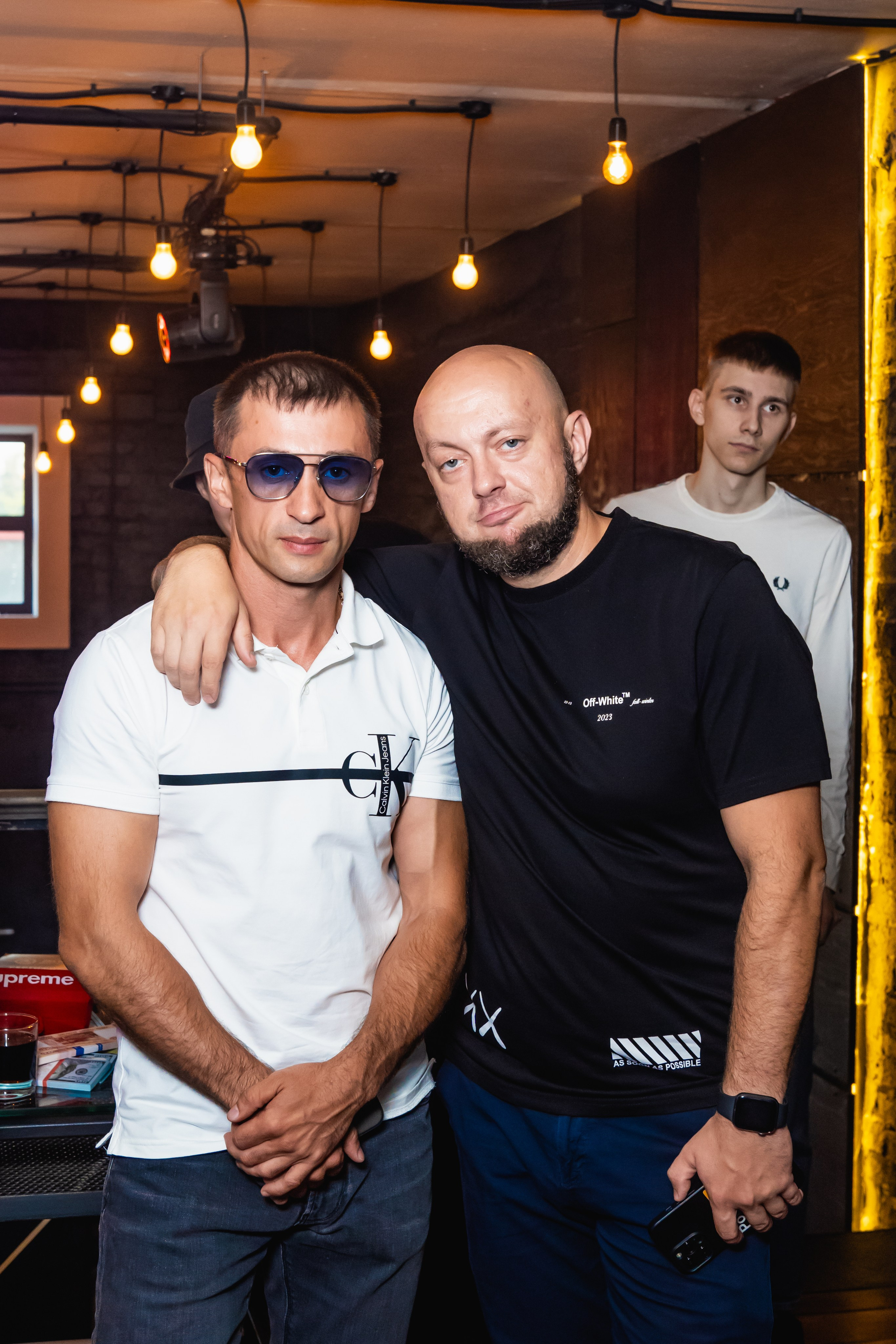 Выпускной Delta. Занимаюсь профессиональной фотографией и живу рядом с Байкалом. Работаю в разных жанрах