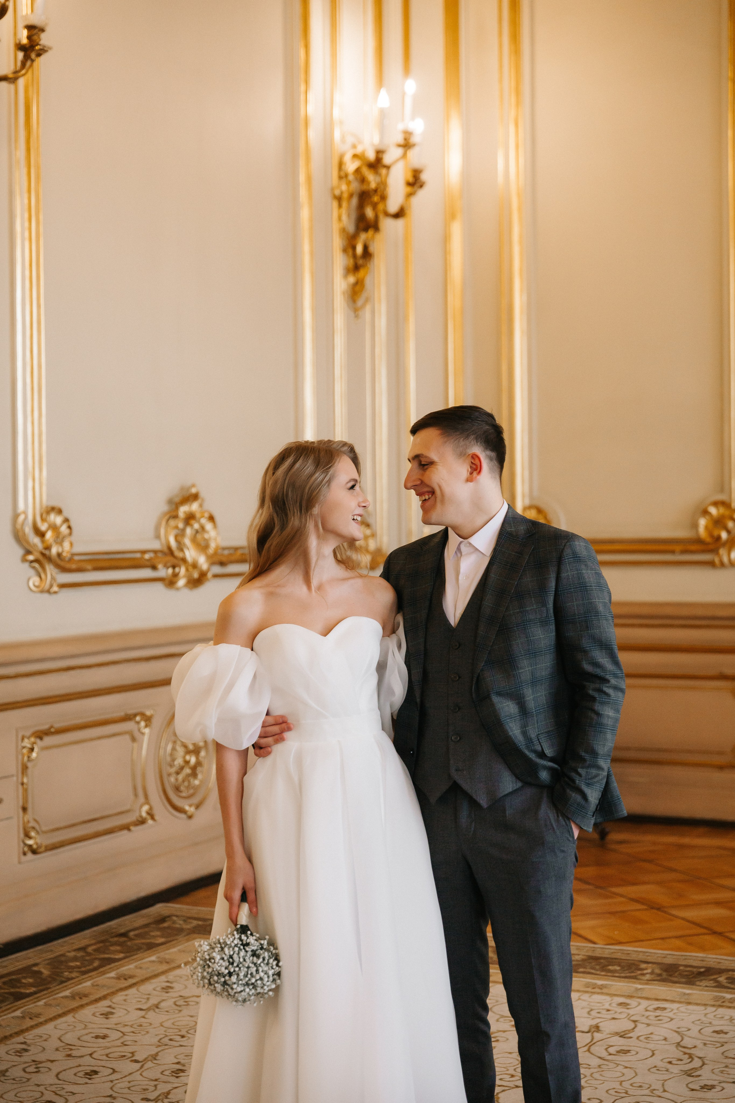 ДВОРЕЦ № 1 | Март, Исаакий, Английская набережная. Свадебный фотограф в Санкт-Петербурге Полина Корзухина