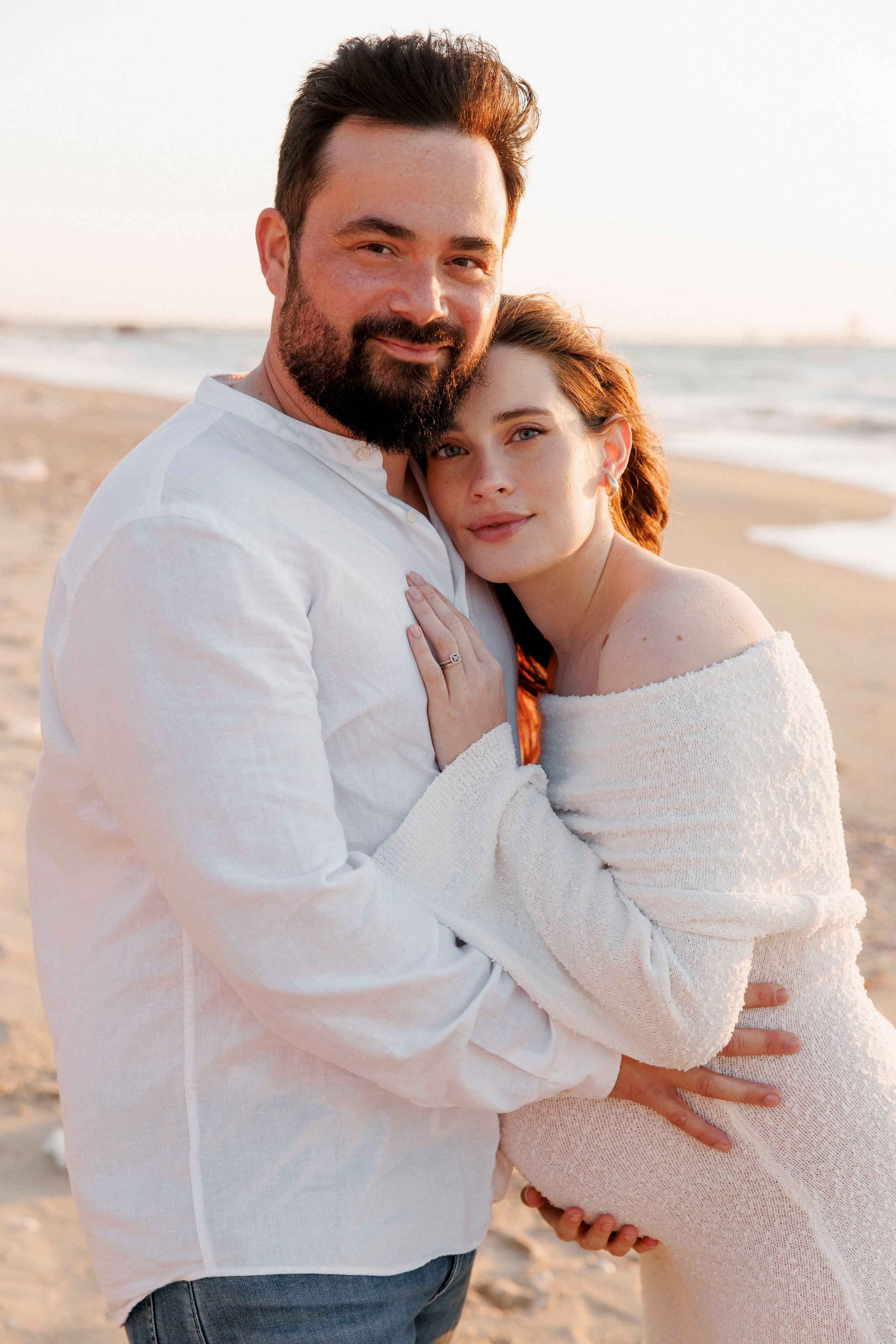 Pregnancy photoshoot (home/park/beach). Главная