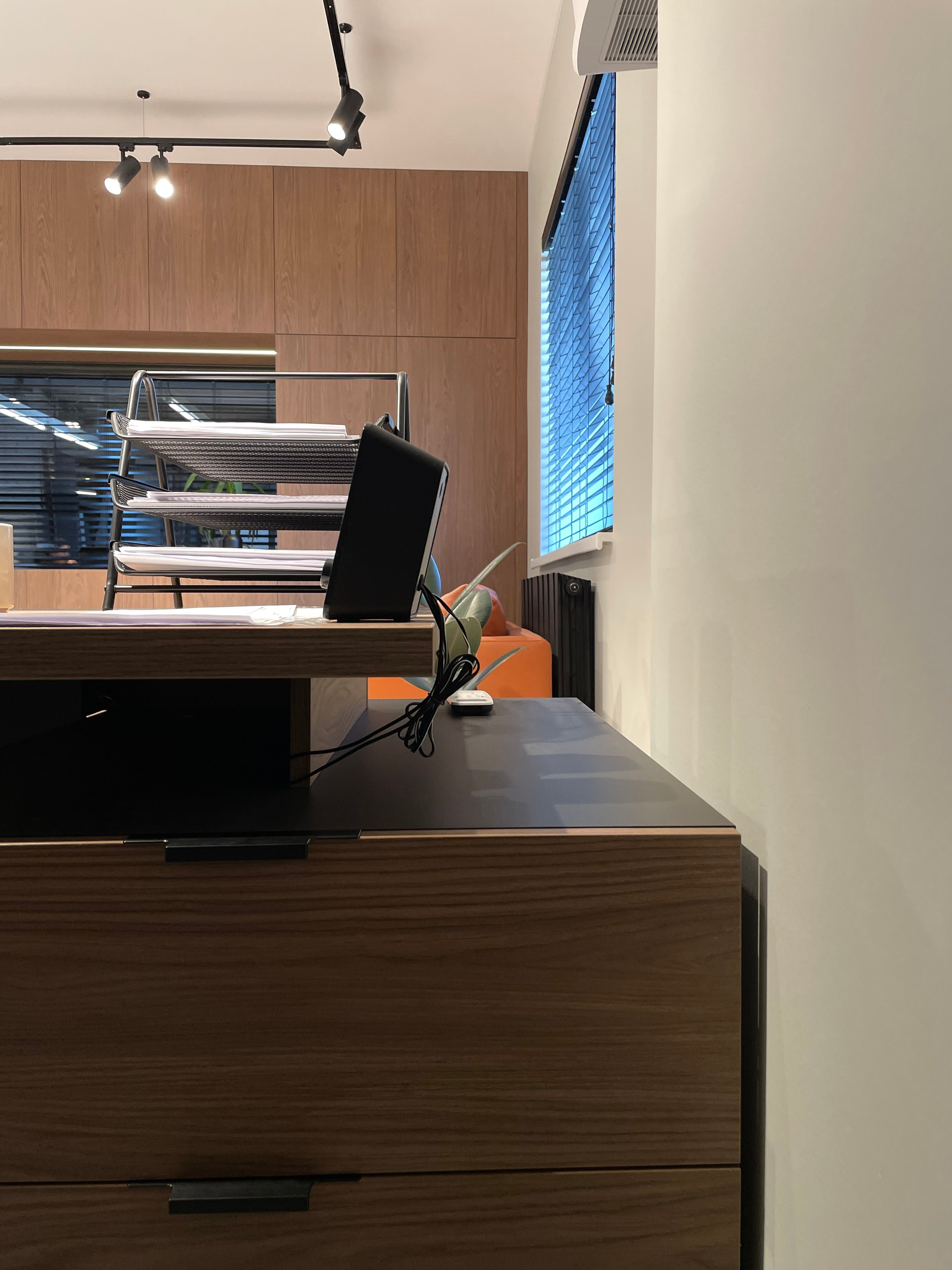 Офис производства FILLINI. Мебель на заказ