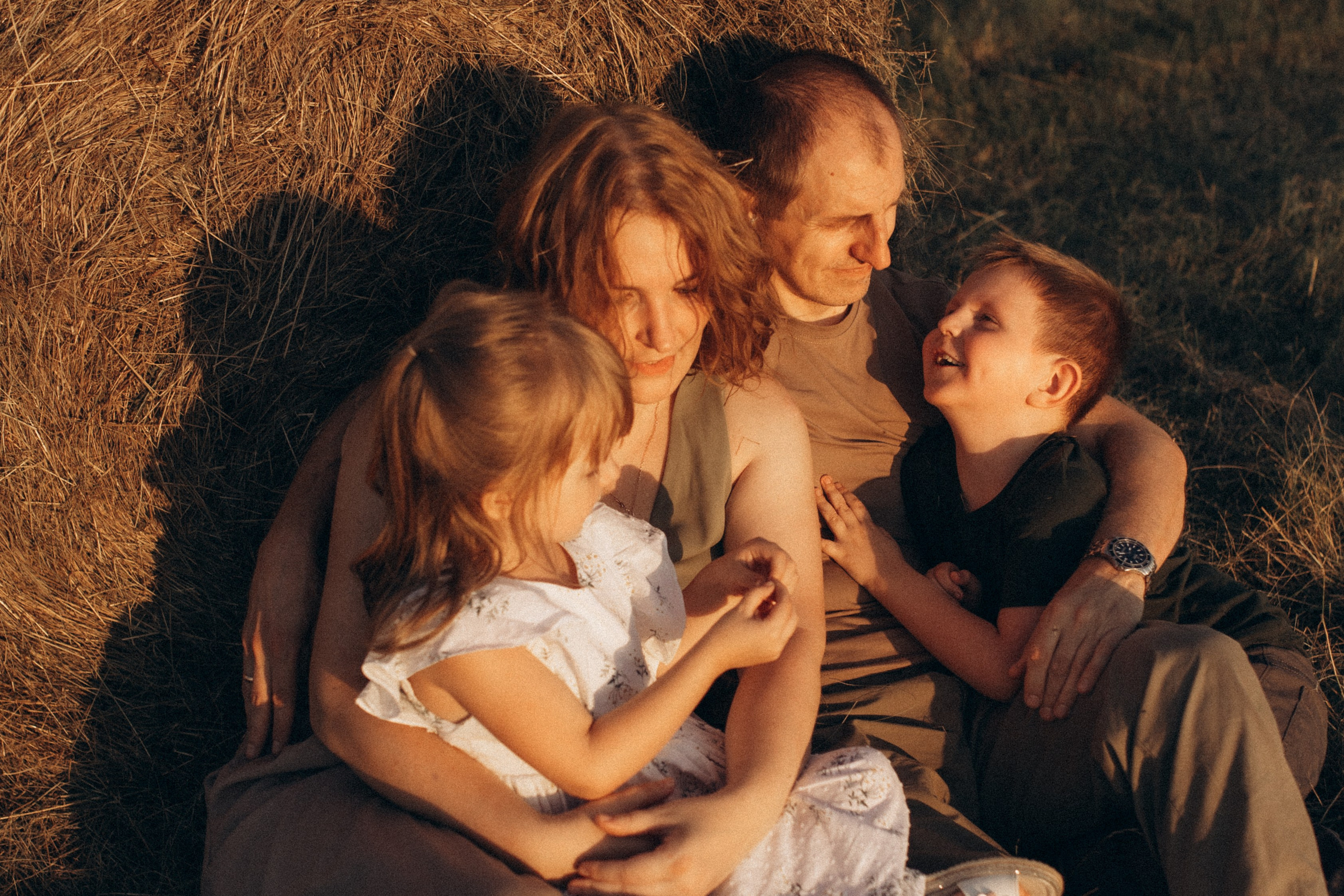 Летняя история в поле. Семейный фотограф lifestyle в Новосибирске Елена Шпилевая