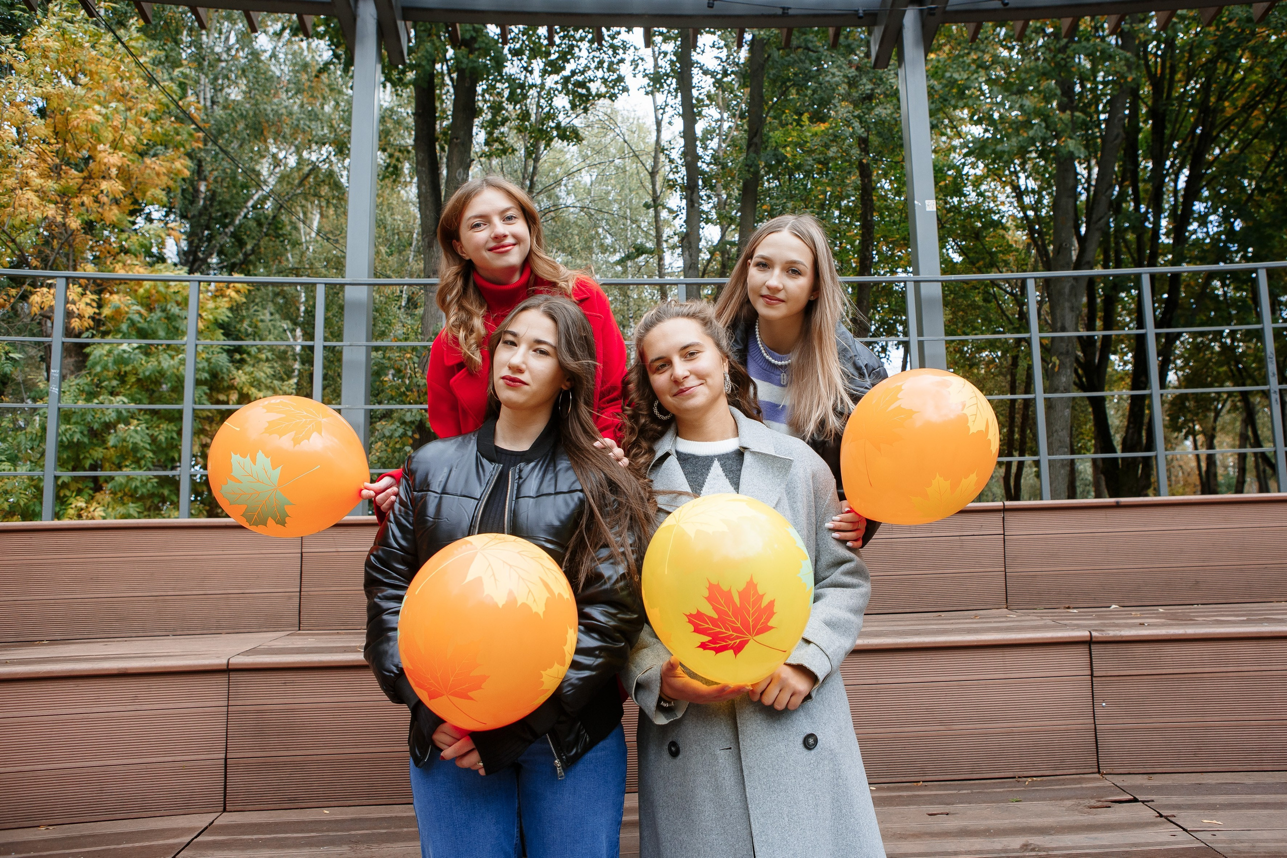 Осень Гимназия 12 11 А 2023. Свадебный и портретный Фотограф в Липецке Дмитрий Котюков