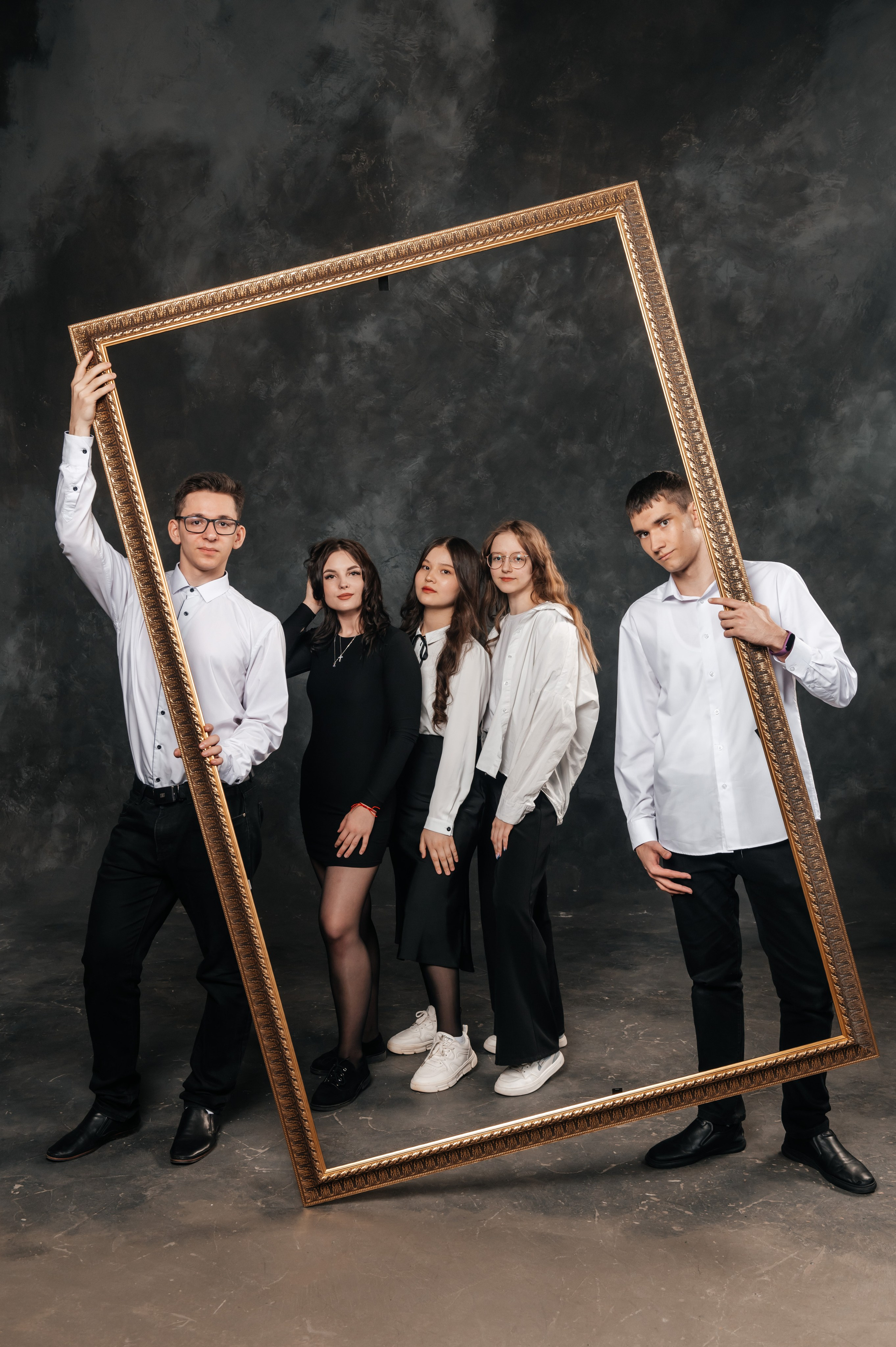 Старшие классы. Современные выпускные альбомы в Новосибирске