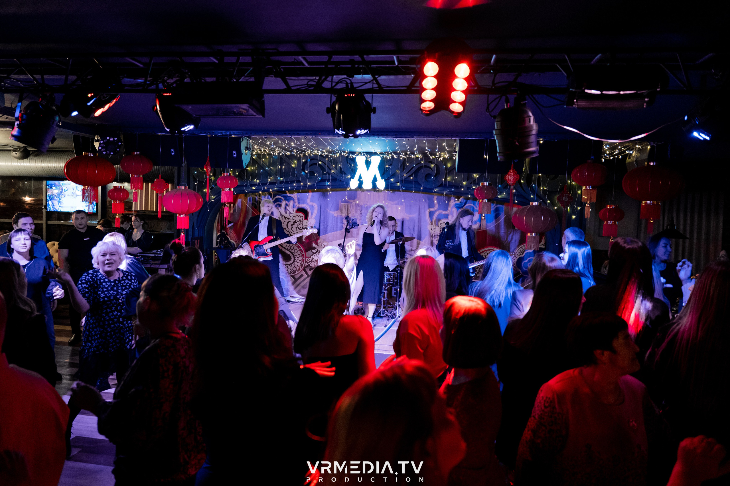 Новогодний вечер в ресторане «Мюнхен»