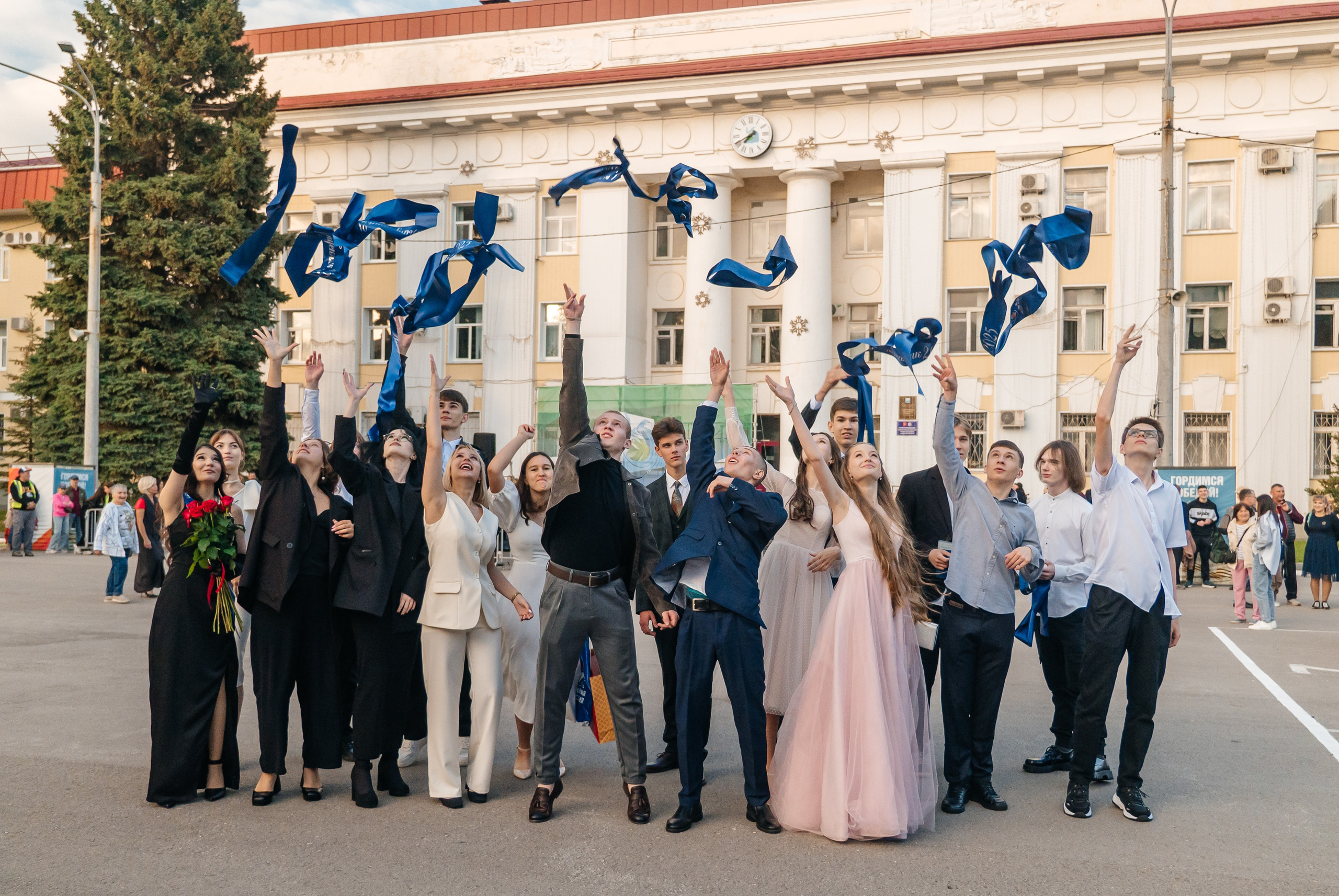 Школьные выпускные, линейки, банкеты. Семейный и LifeStyle фотограф в Жигулевске и Тольятти Рустам Ханмурзин