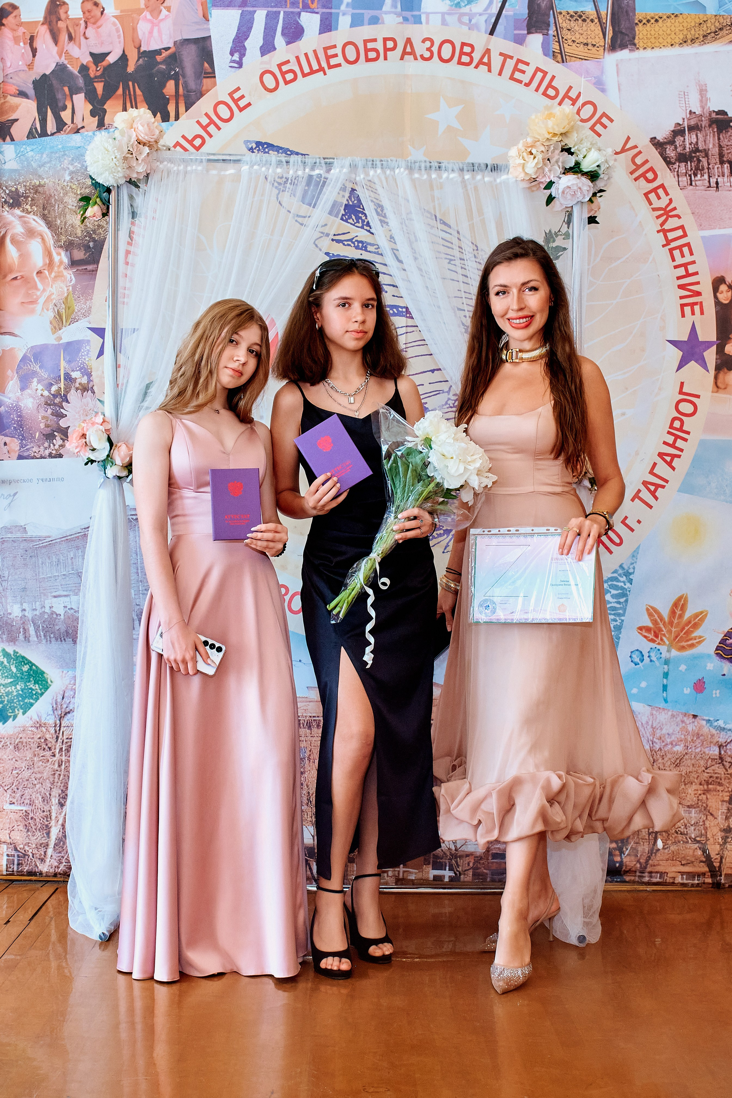 Выпускной 9 класс. Школа 10. Фотограф Таганрог Анна Трайжон