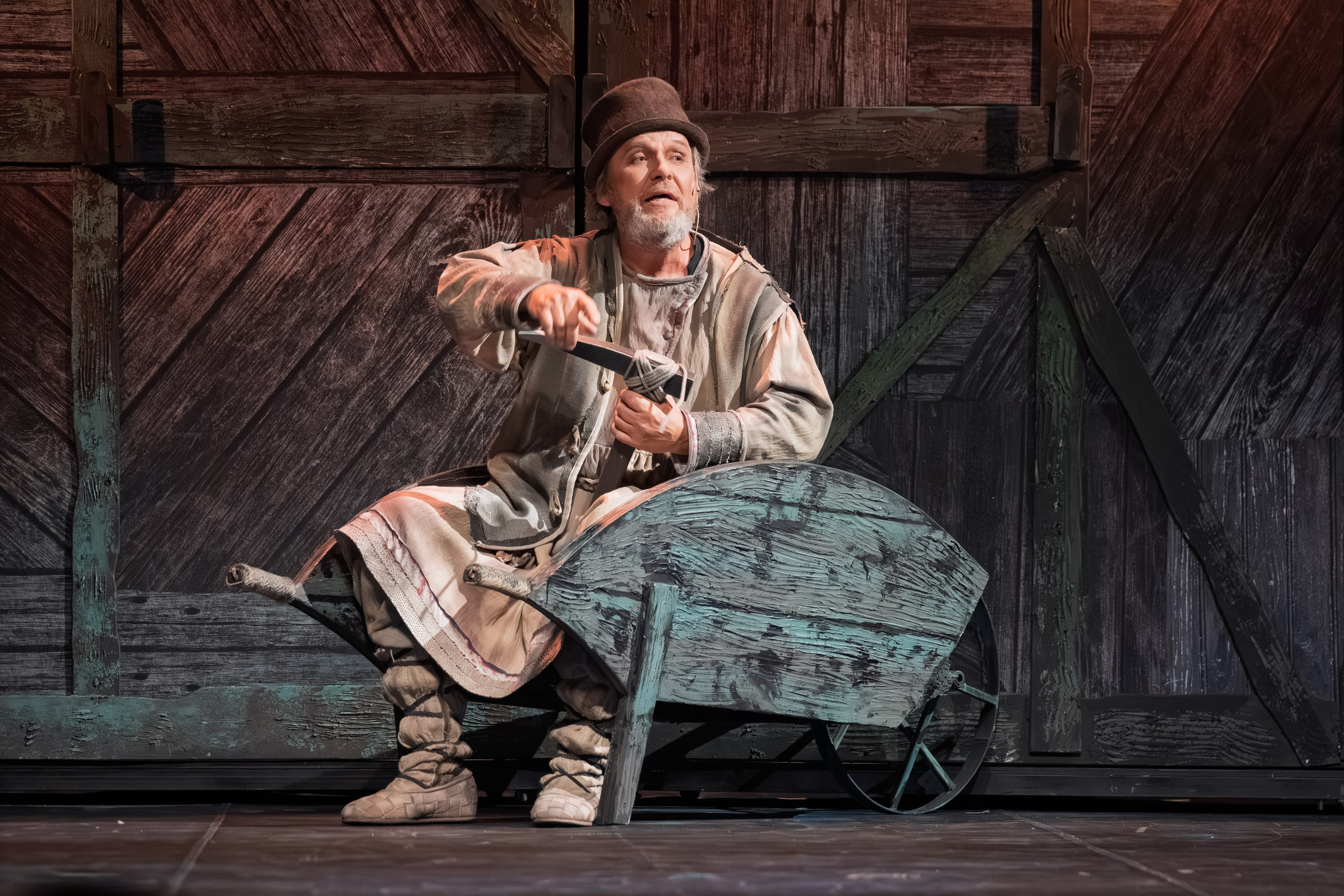 Театр Терезы Дуровой: Малахитовая Шкатулка. Сайт фотографа Сергея Абрамова