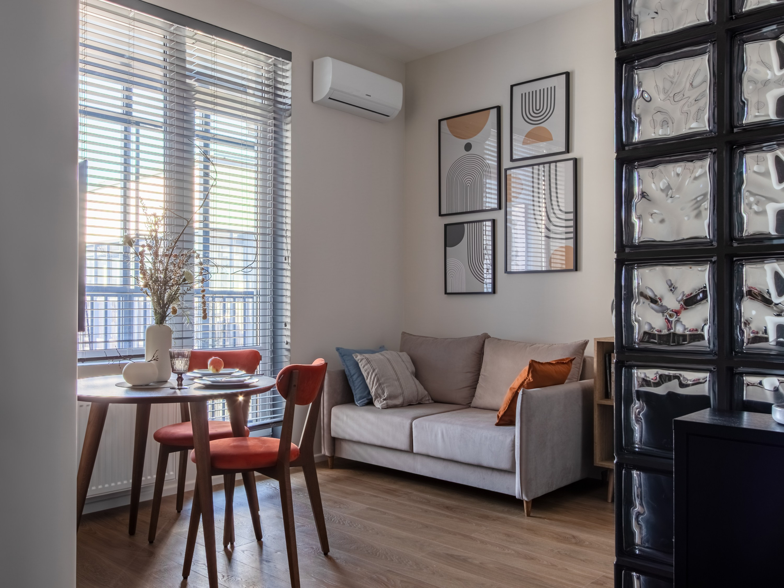 Студия для аренды, дизайнер Екатерина Лоскутова, 2022. Интерьерный фотограф в Санкт-Петербурге