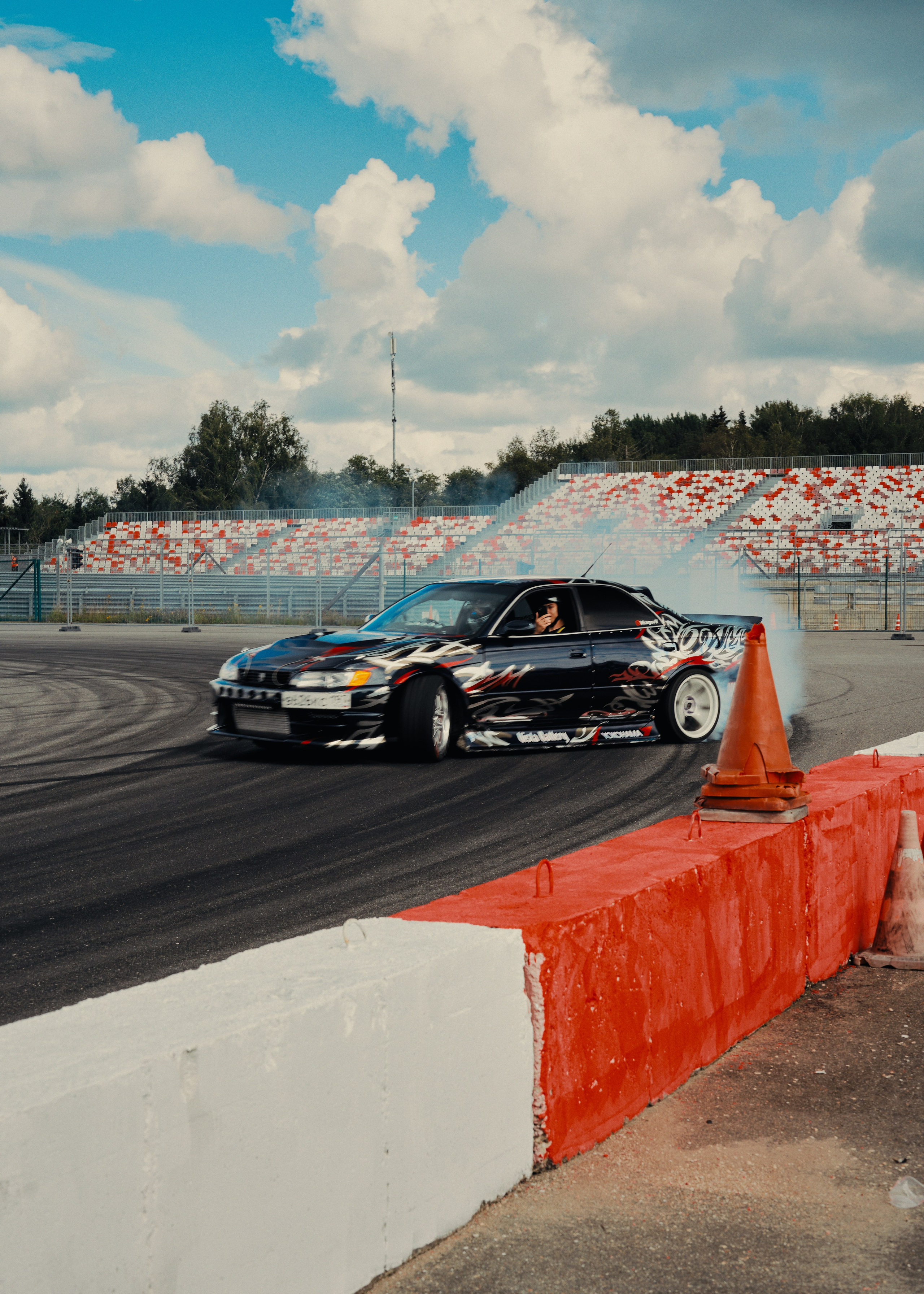 REC 2025. Автомобильный и коммерческий фотограф Москва