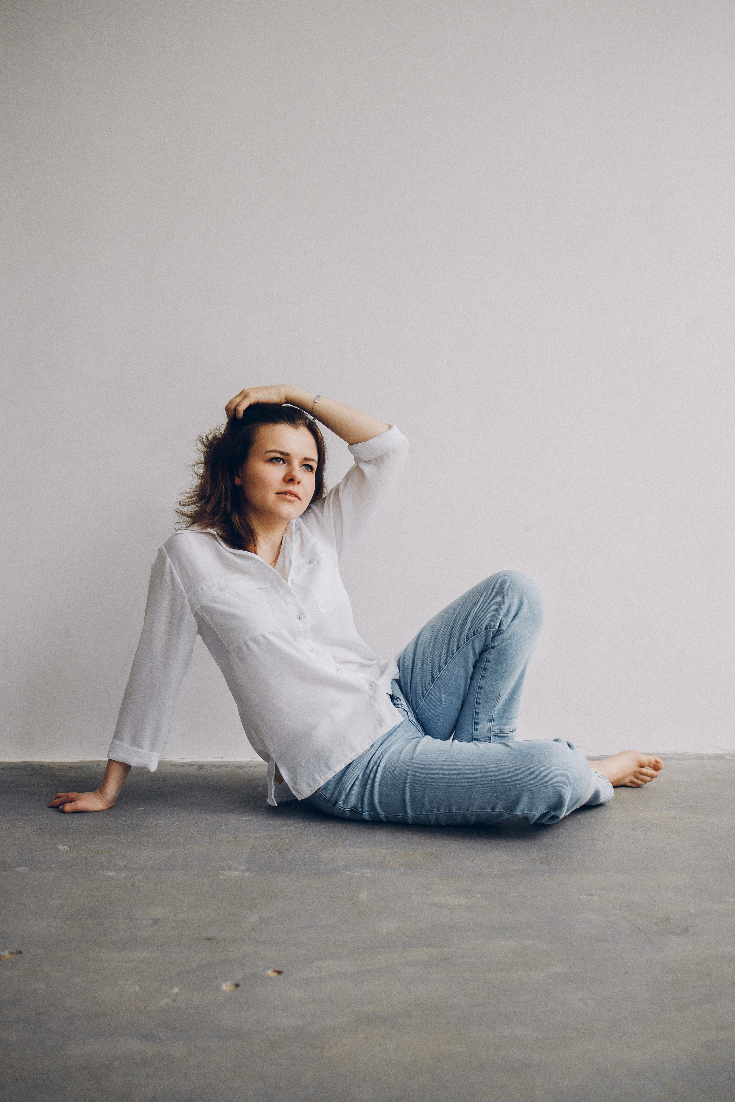 Студийная фотосессия с Люсей. Выпускные альбомы в Серпухове