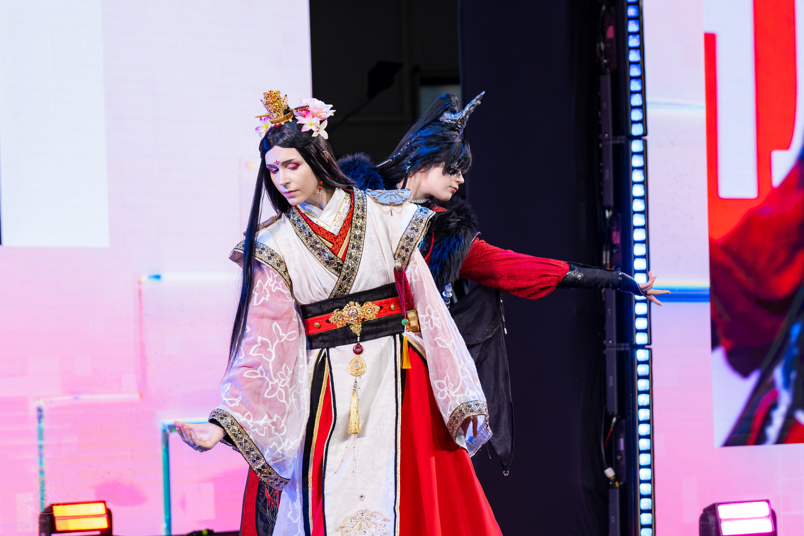 Сцена РЭД ЭКСПО 2024. Косплей фотограф