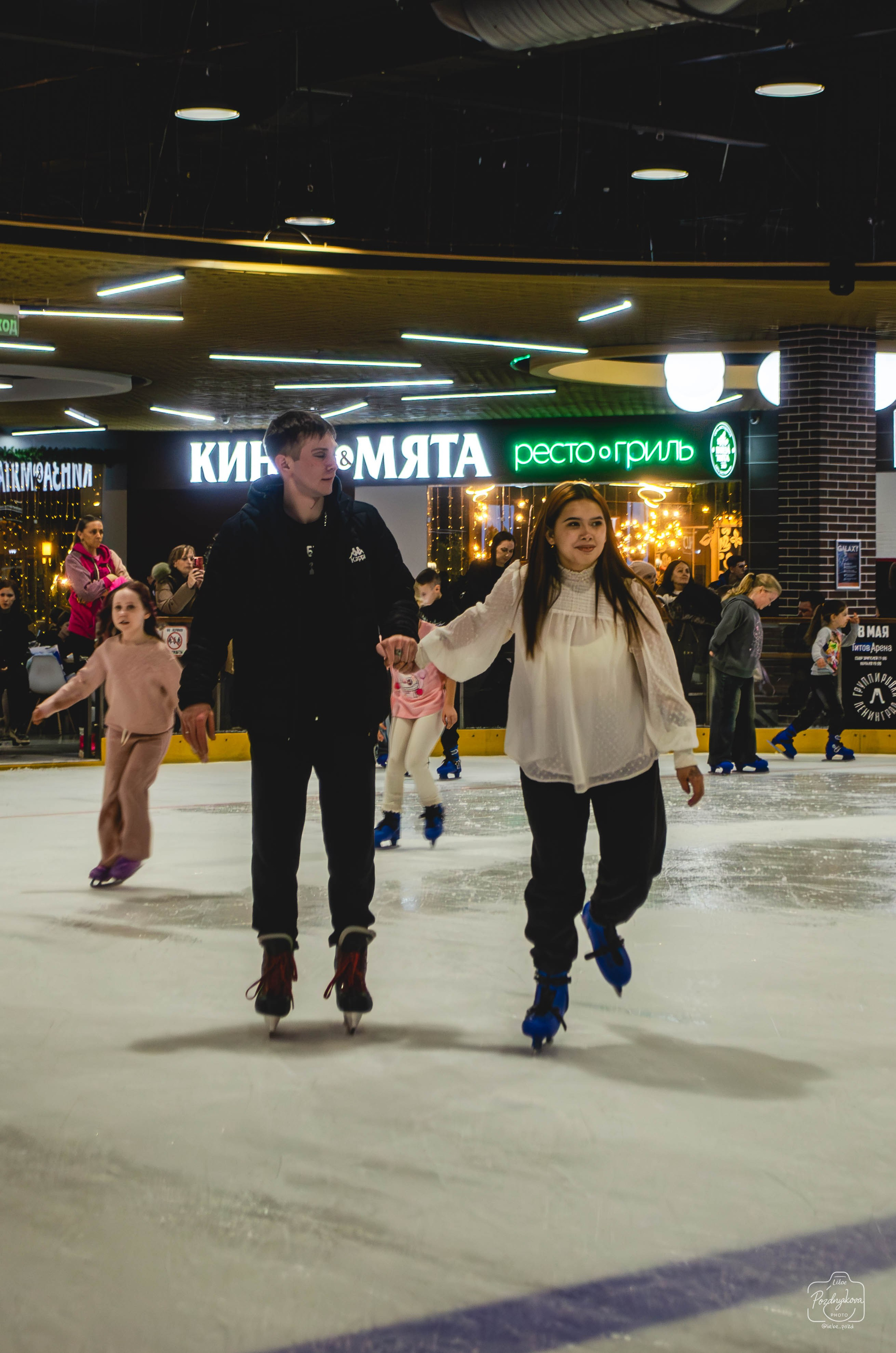 ТРЦ Galaxy Барнаул Traveler`s coffee и каток|Раиса Дорохова|10.01.2026. Фотограф-видеограф Познякова Любовь