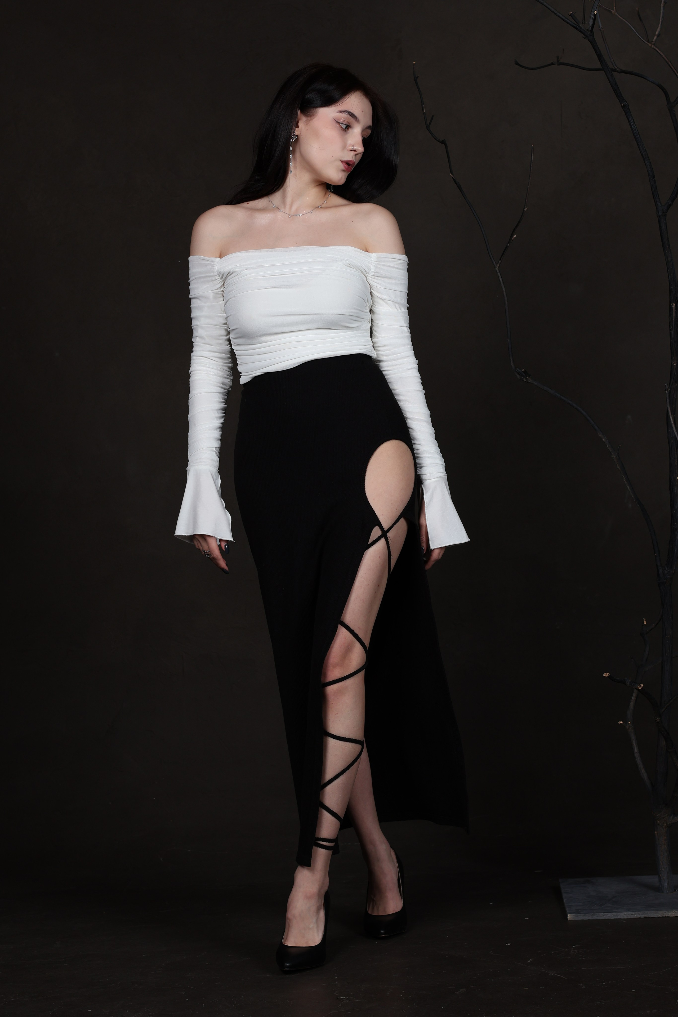 Женский портрет в студии (без обработки). Mintonov's Film Studio