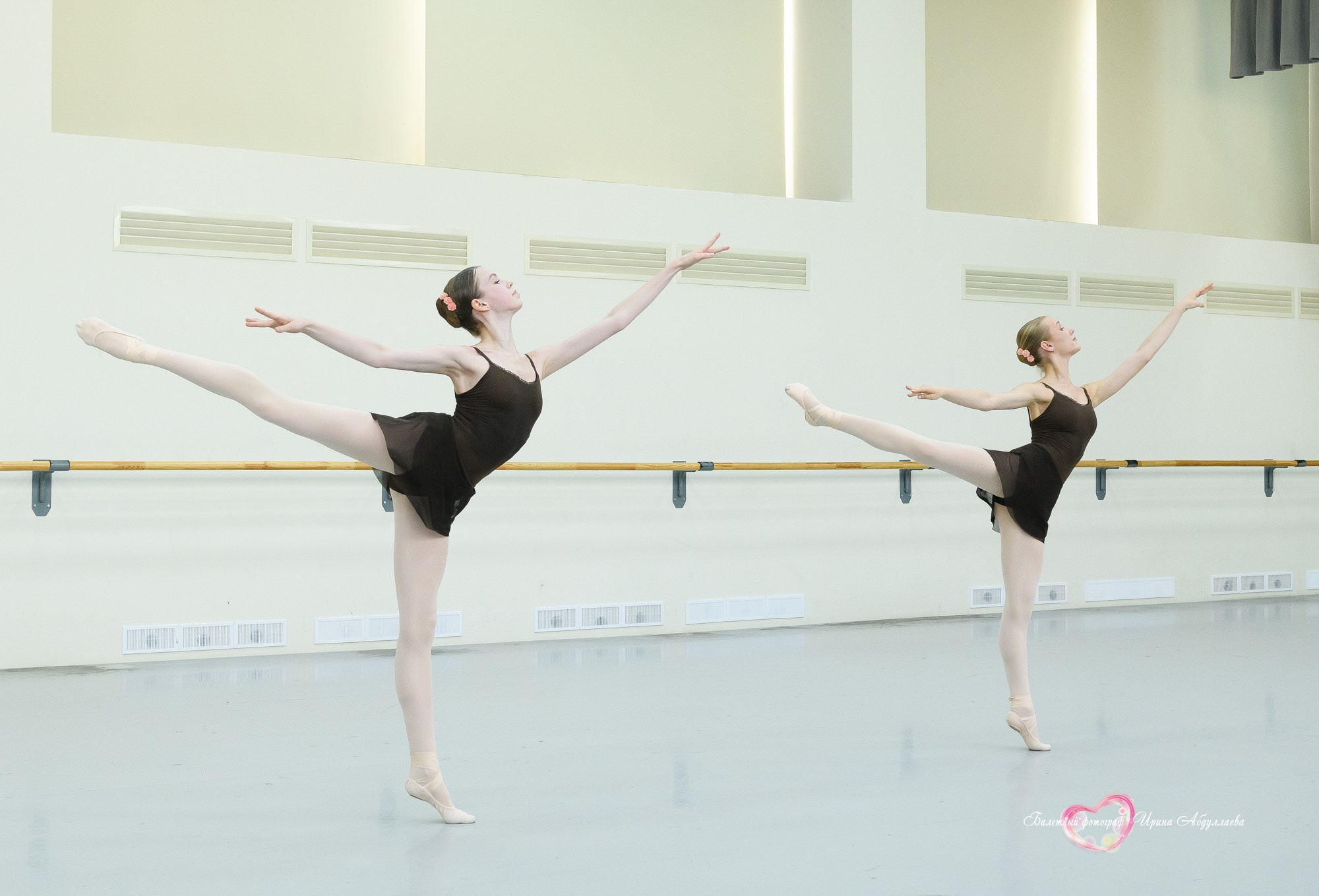 Госэкзамен выпускников МГХУ им. Лавровского — Девочки — 2025 г