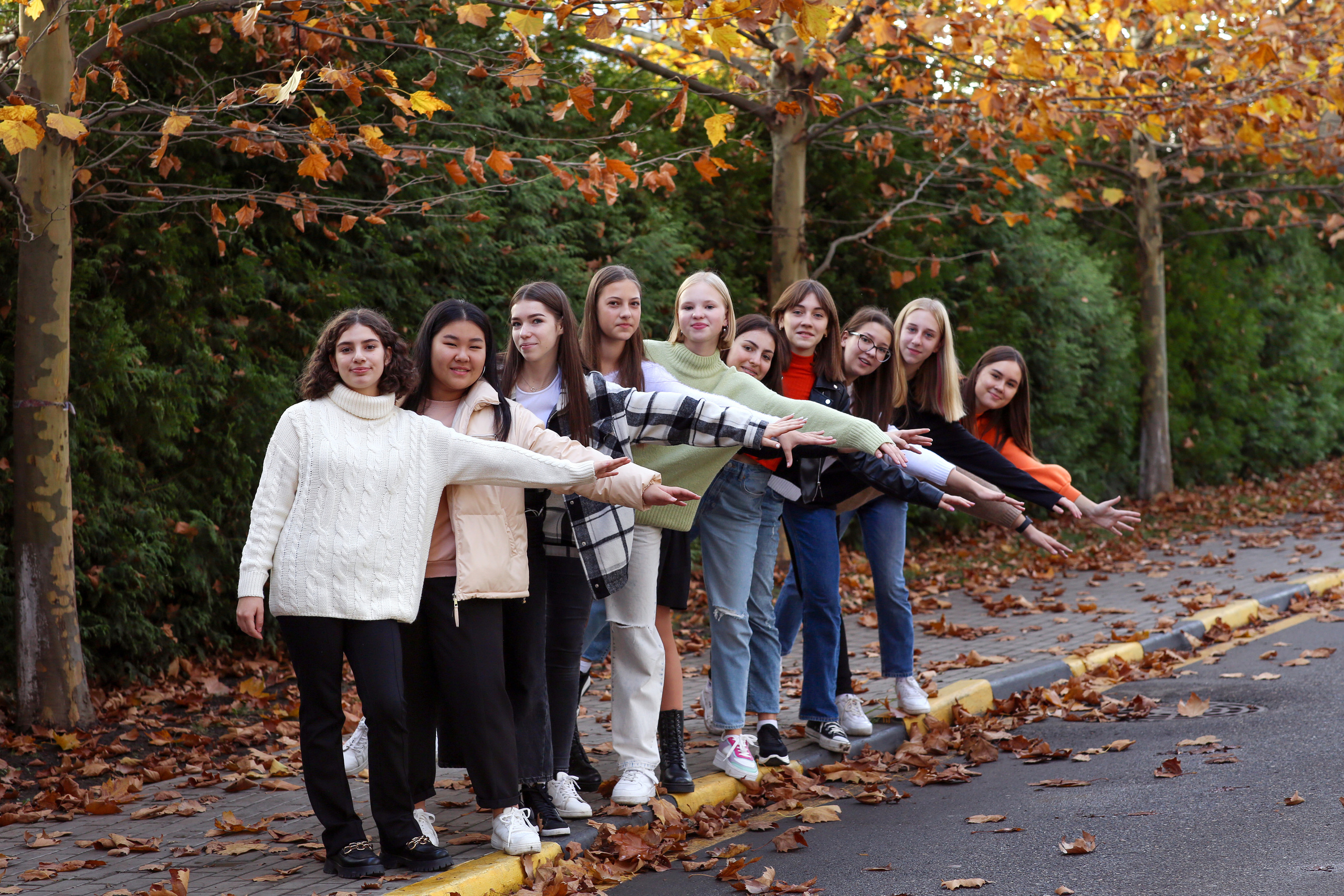 Коллажи 9-11 класс. Школьные фотоальбомы, фотосессии, шаблоны фотокниг, школьный фотограф