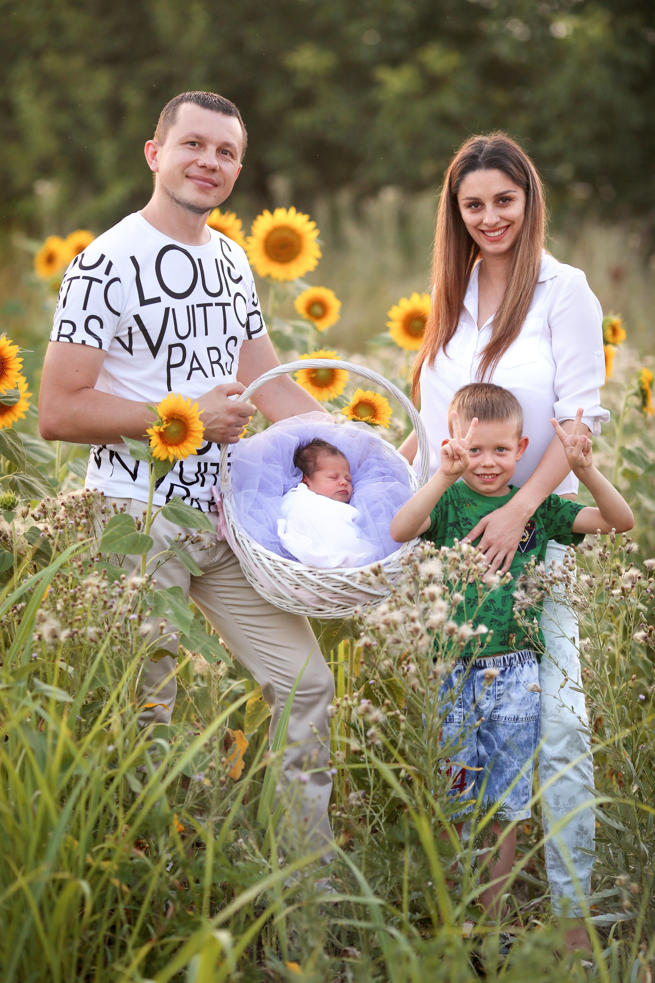 Семья Лихогруд. Школьные фотоальбомы, фотосессии, шаблоны фотокниг, школьный фотограф