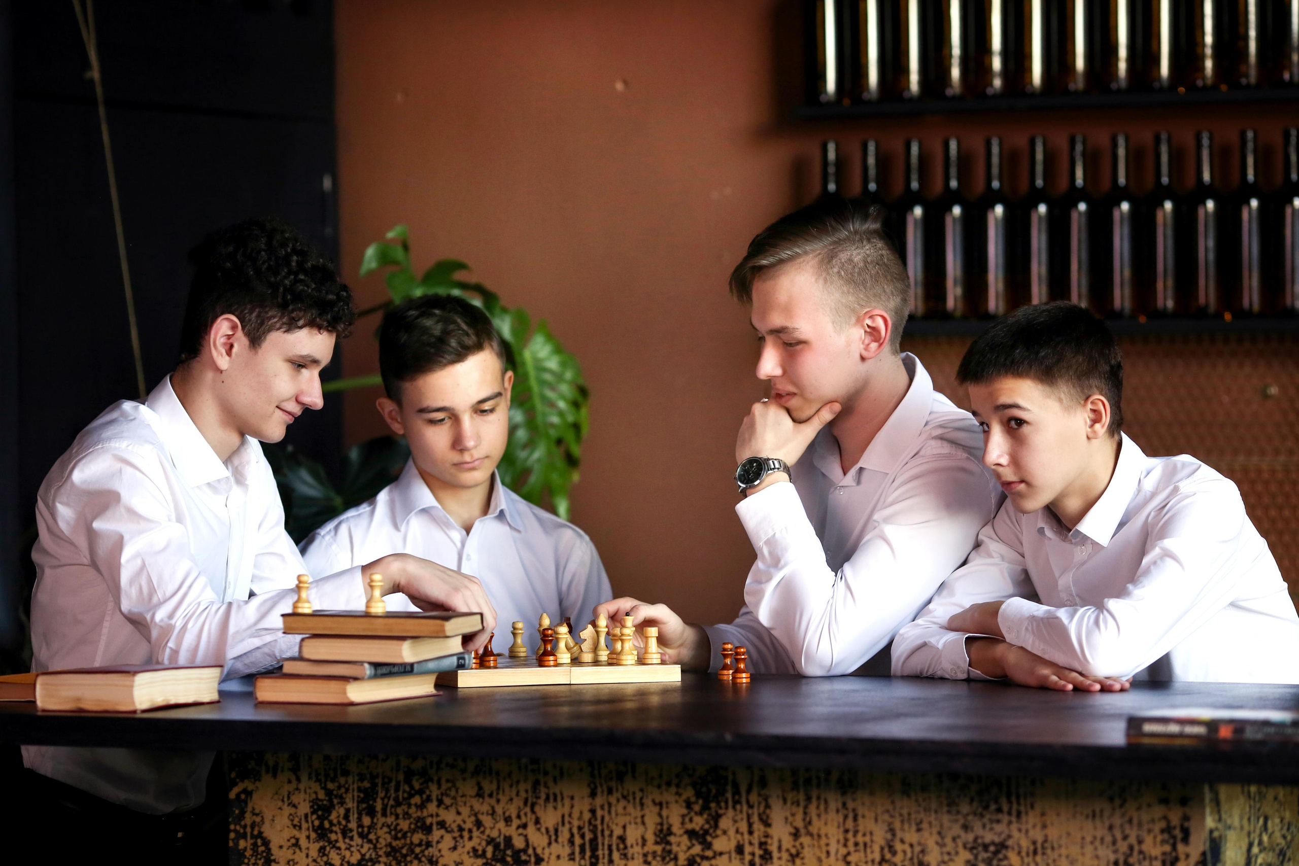 Коллажи 9-11 класс. Школьные фотоальбомы, фотосессии, шаблоны фотокниг, школьный фотограф