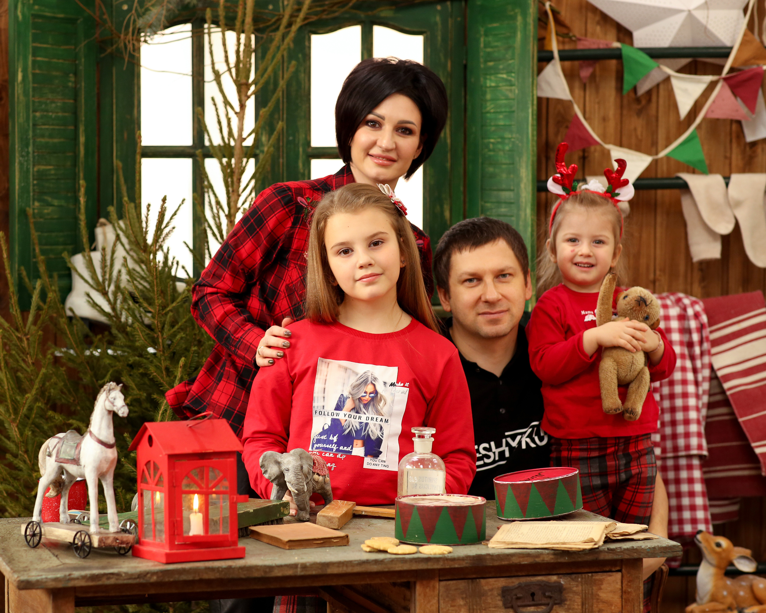 Новогодняя съемка. Школьные фотоальбомы, фотосессии, шаблоны фотокниг, школьный фотограф