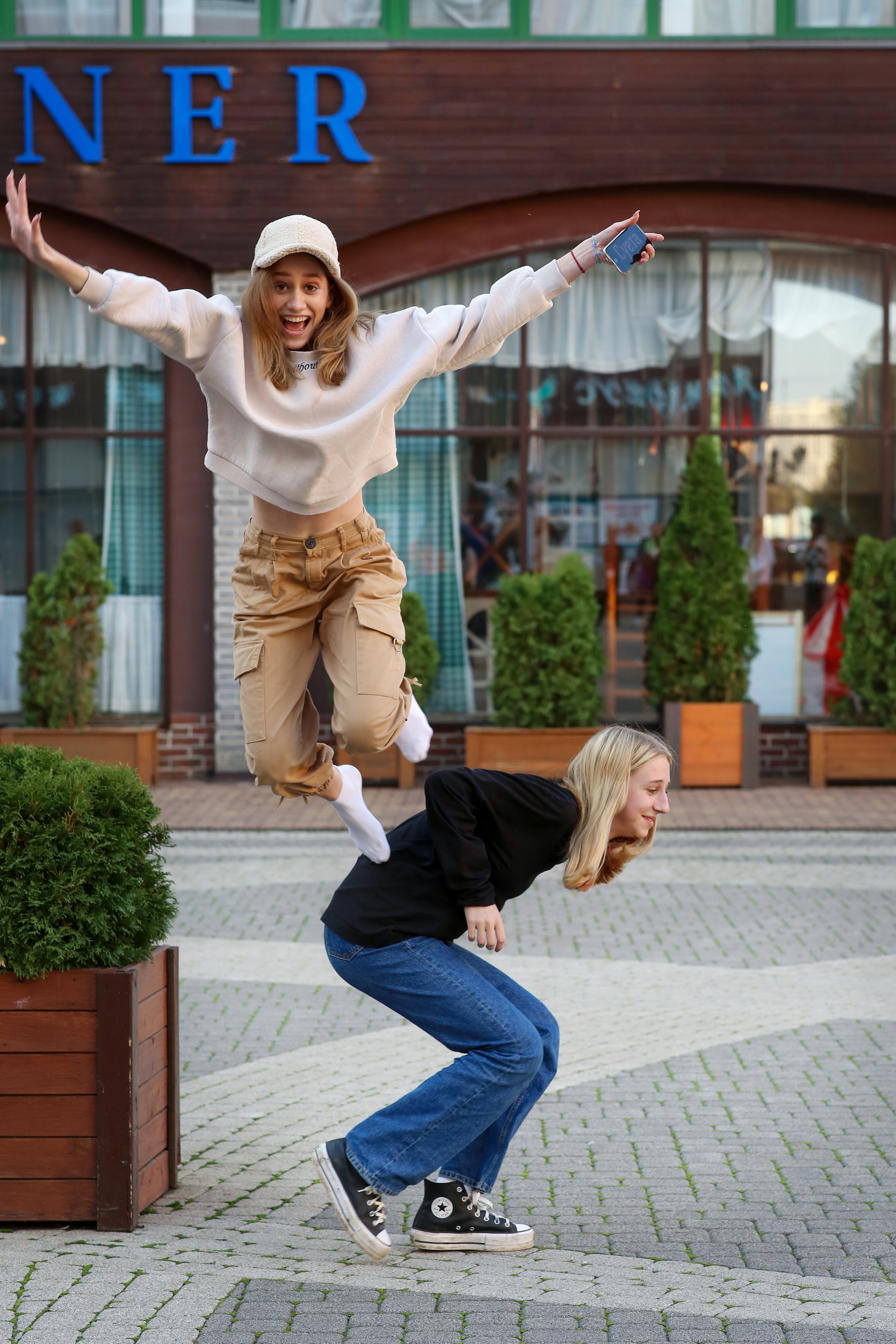 Коллажи 9-11 класс. Школьные фотоальбомы, фотосессии, шаблоны фотокниг, школьный фотограф