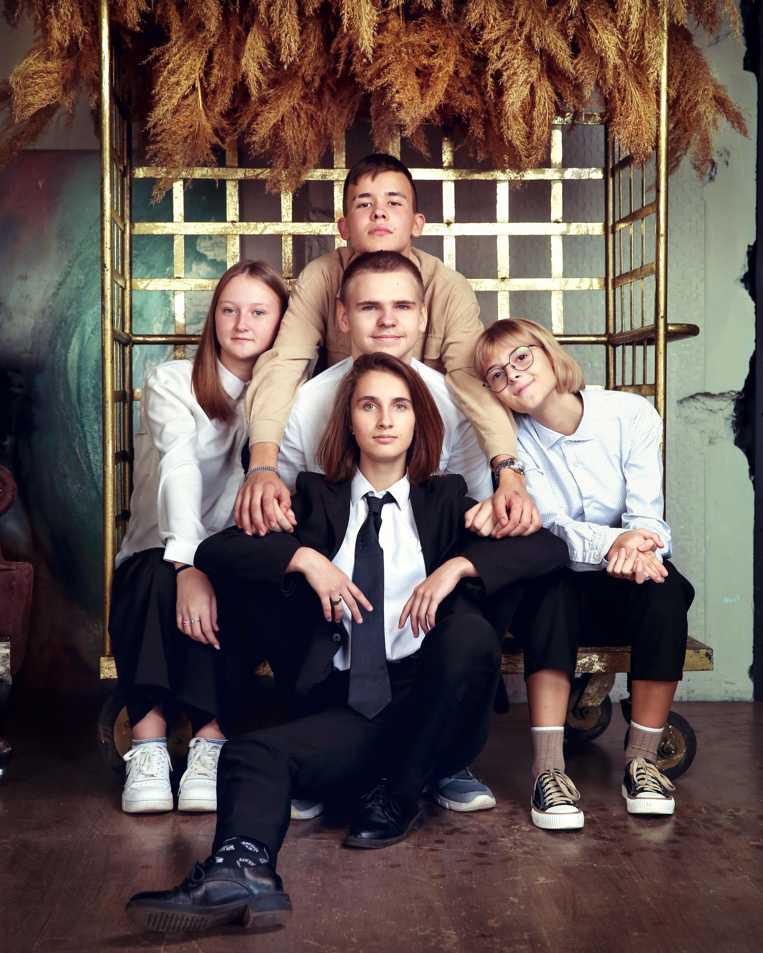 Коллажи 9-11 класс. Школьные фотоальбомы, фотосессии, шаблоны фотокниг, школьный фотограф