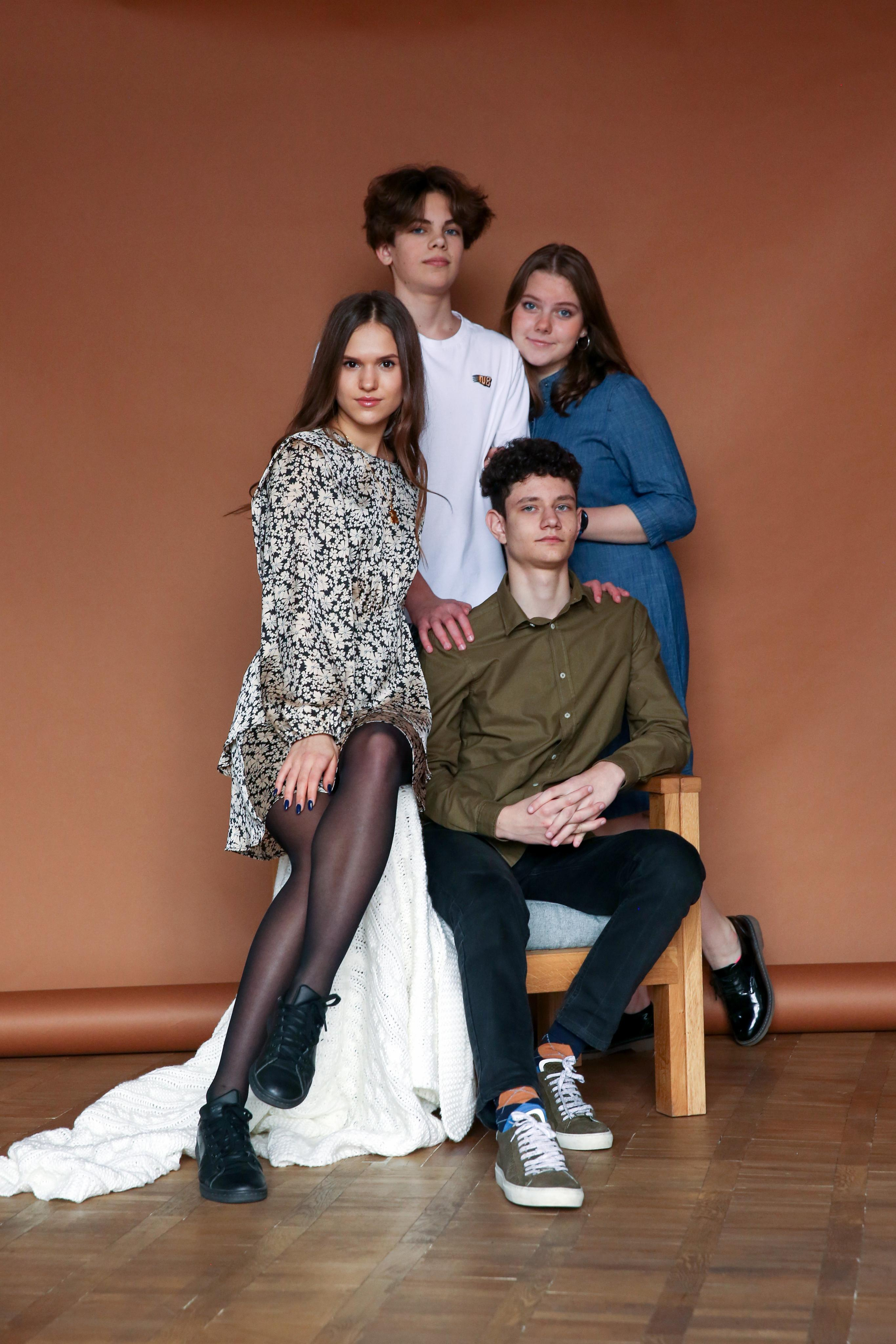 Коллажи 9-11 класс. Школьные фотоальбомы, фотосессии, шаблоны фотокниг, школьный фотограф