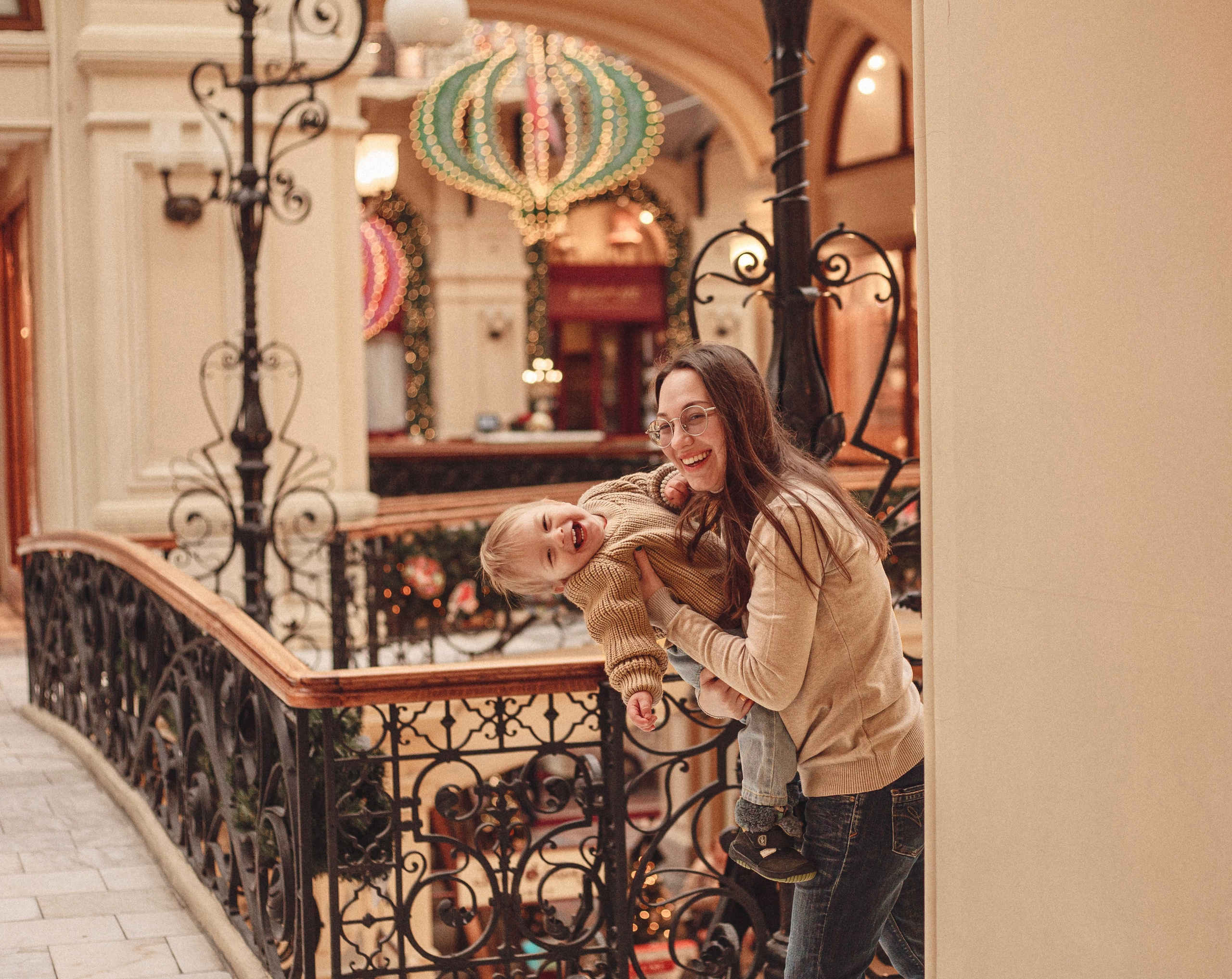 Фотопрогулки. Фотограф беременности и семейных историй в Москве Юлия Варт