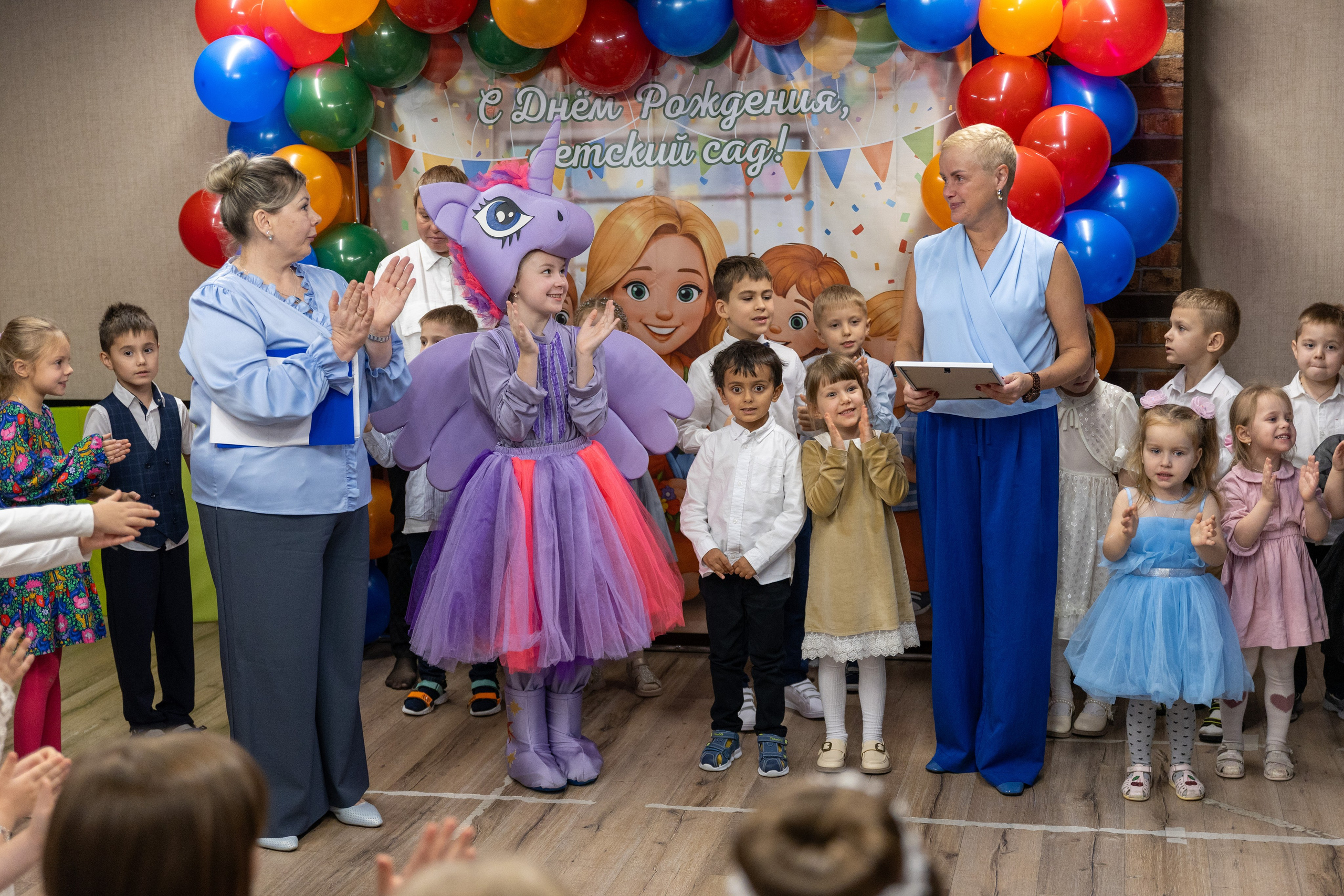 ДС «Гнездышко» и СОШ «Знайка», 8 лет. Сайт фотографа Ирины Аникановой
