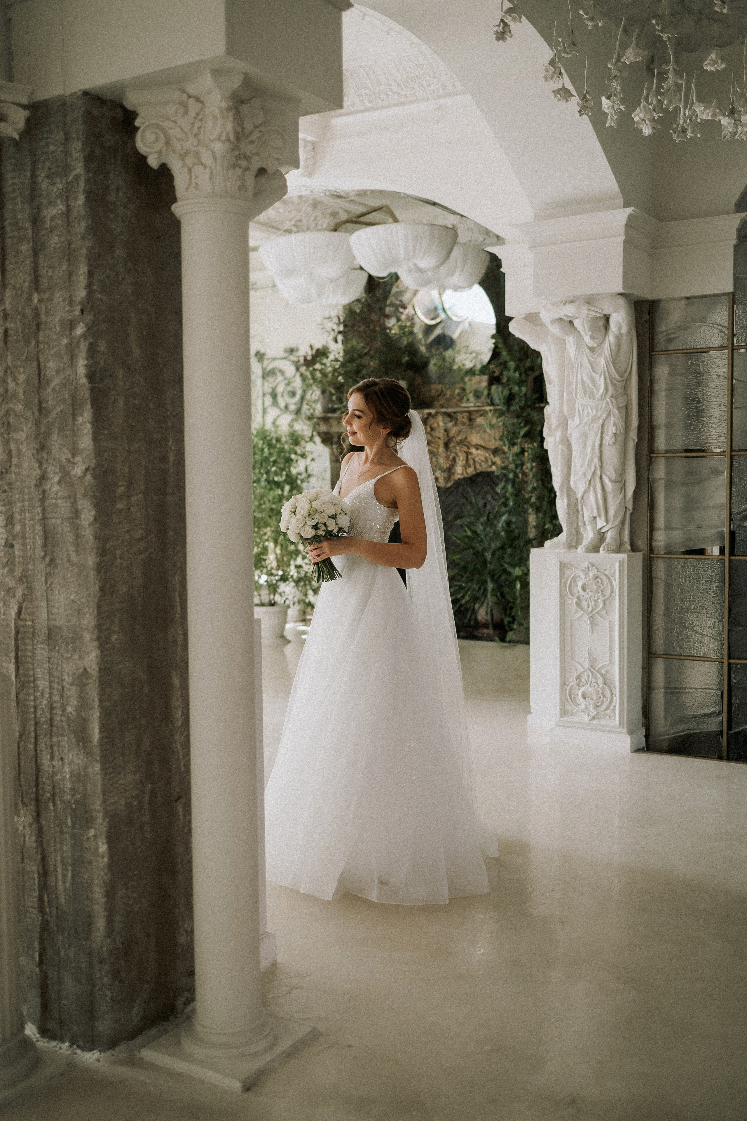 Свадебная прогулка Екатерины и Евгения. Свадебная фотография. Арина Рубах