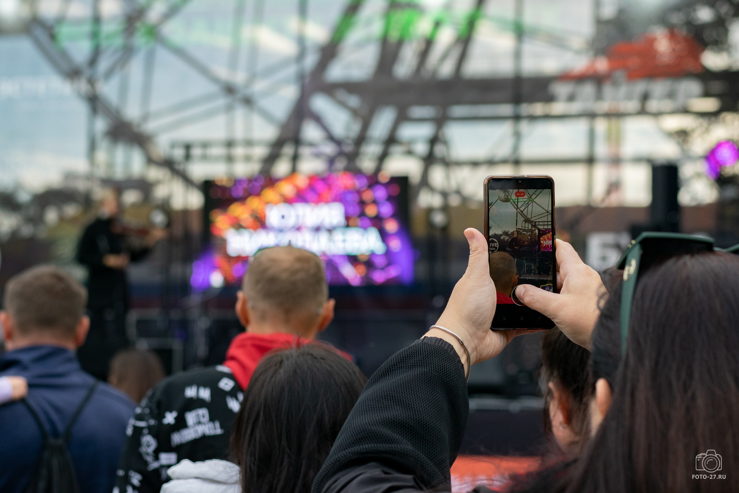 Антон Курдюмов фотограф в Хабаровске Рина Курдюмова фото27 foto27 Антон Дорофеев репортажный репортаж документалист Тони и Рина фотосоздатели Международный фестиваль Рок в защиту животных Хабаровск