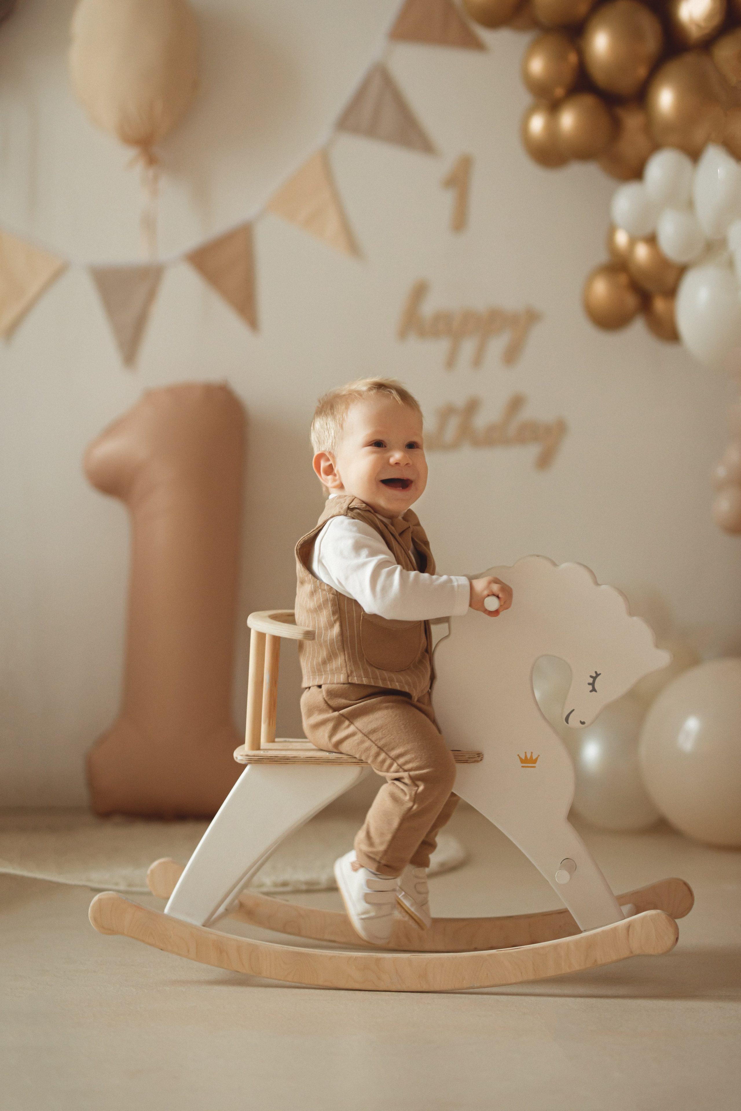 Арсению 1 годик. Фотограф Таинств Крещения и Венчания в г. Курске