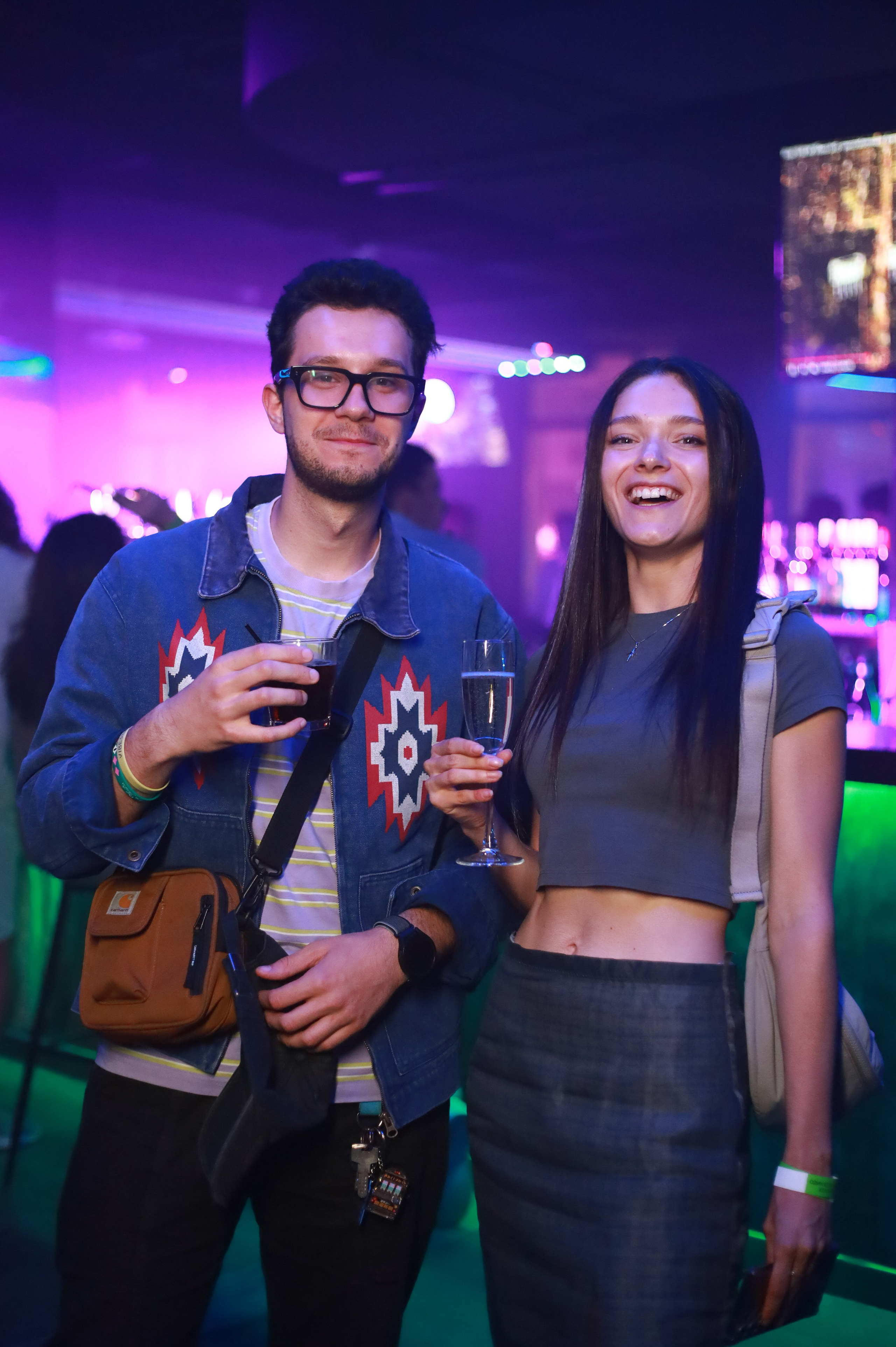 Клуб Резиденция лучшее. Контакты