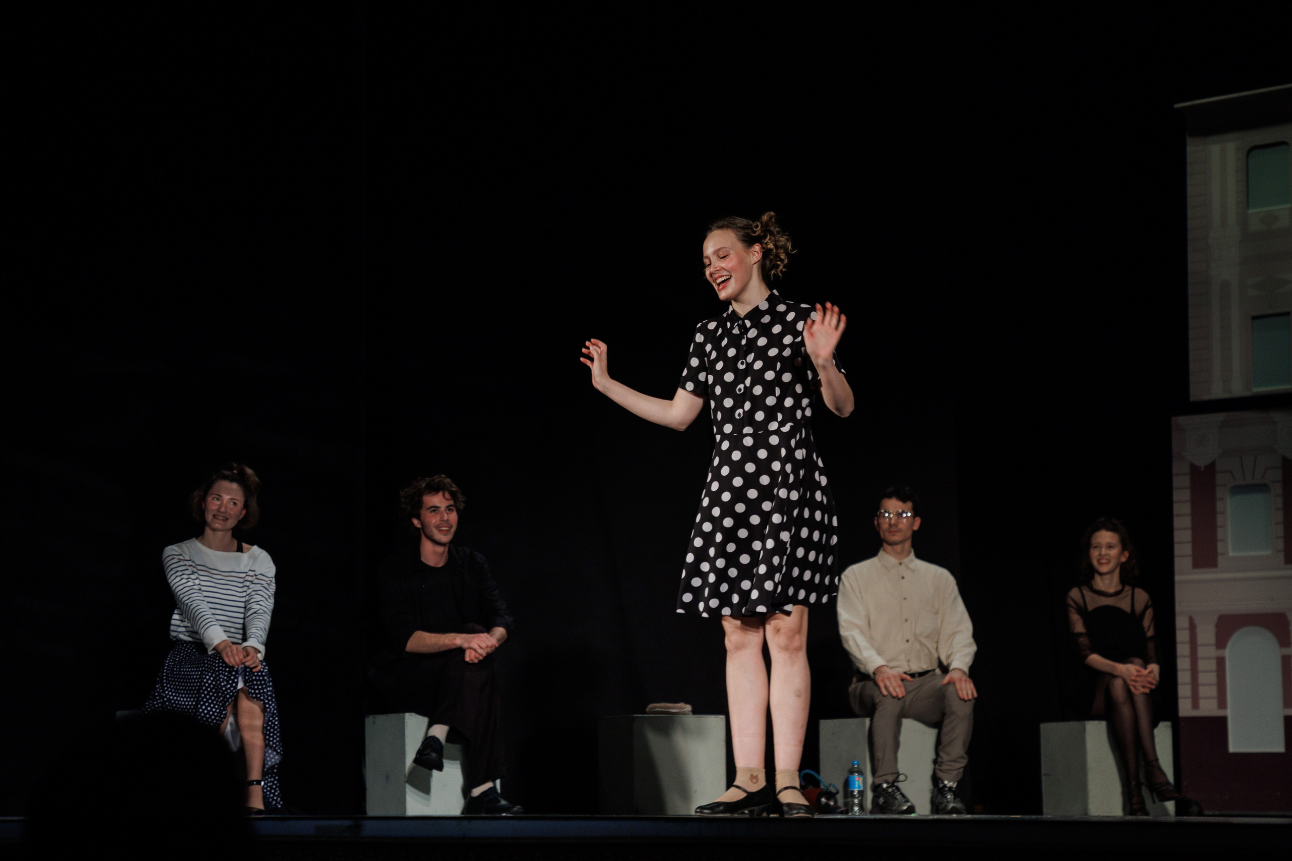 МХАТ. Новый квадрат. Фотограф городских и семейных событий Артем Карпухин