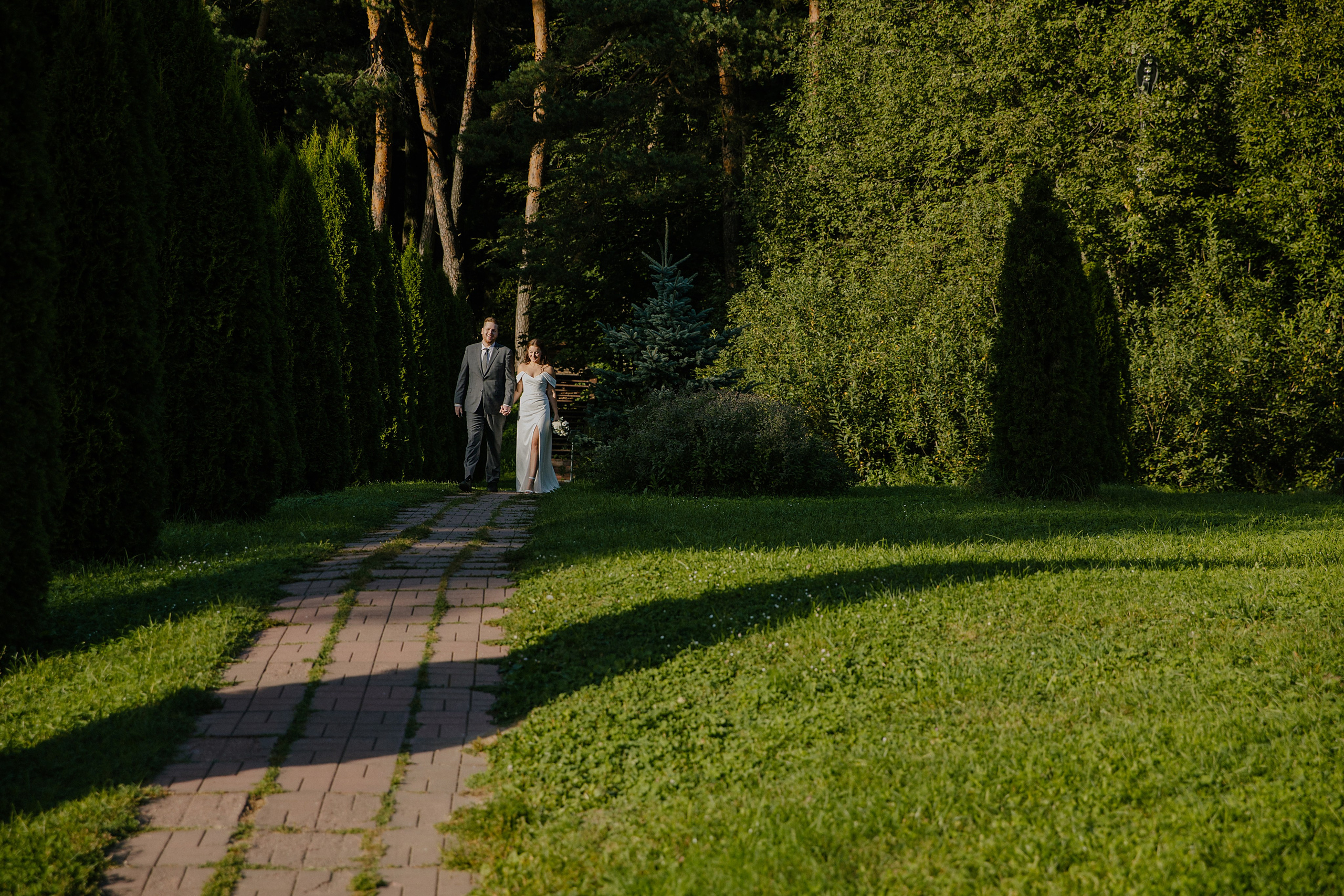 Камерная русско-американская свадьба, когда любовь побеждает все. Свадебный фотограф в Воронеже Алексей Логинов