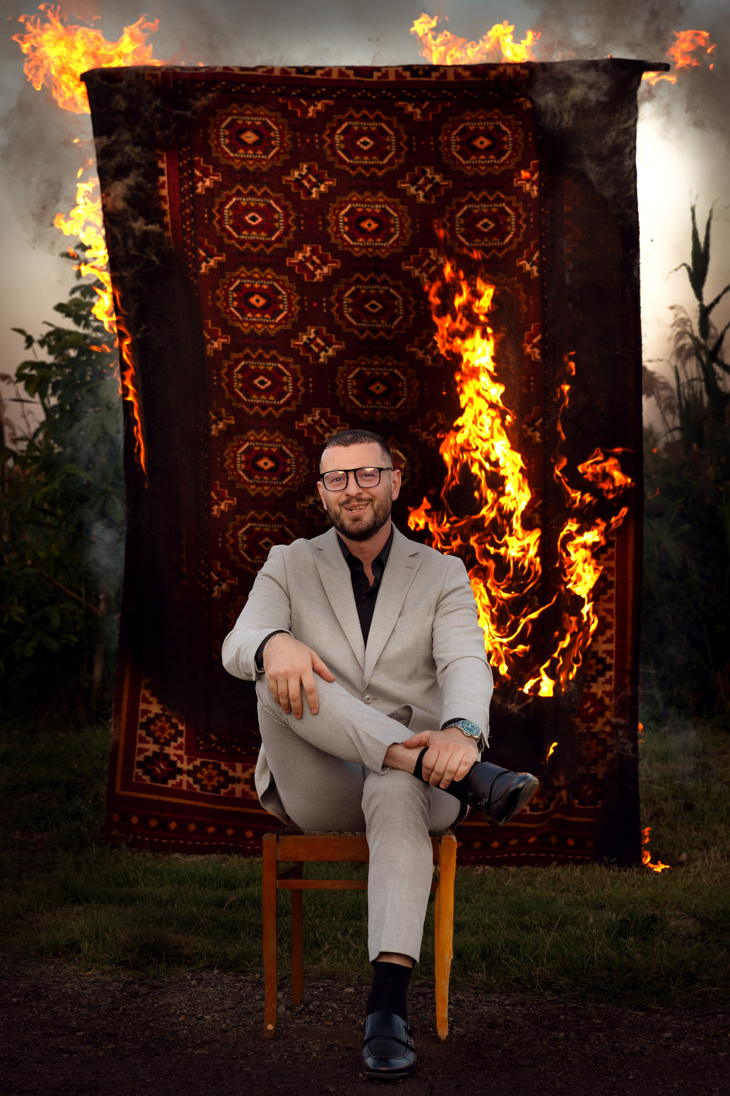 Ковровое огнище (огонь за спиной, а на душе покой). Главная