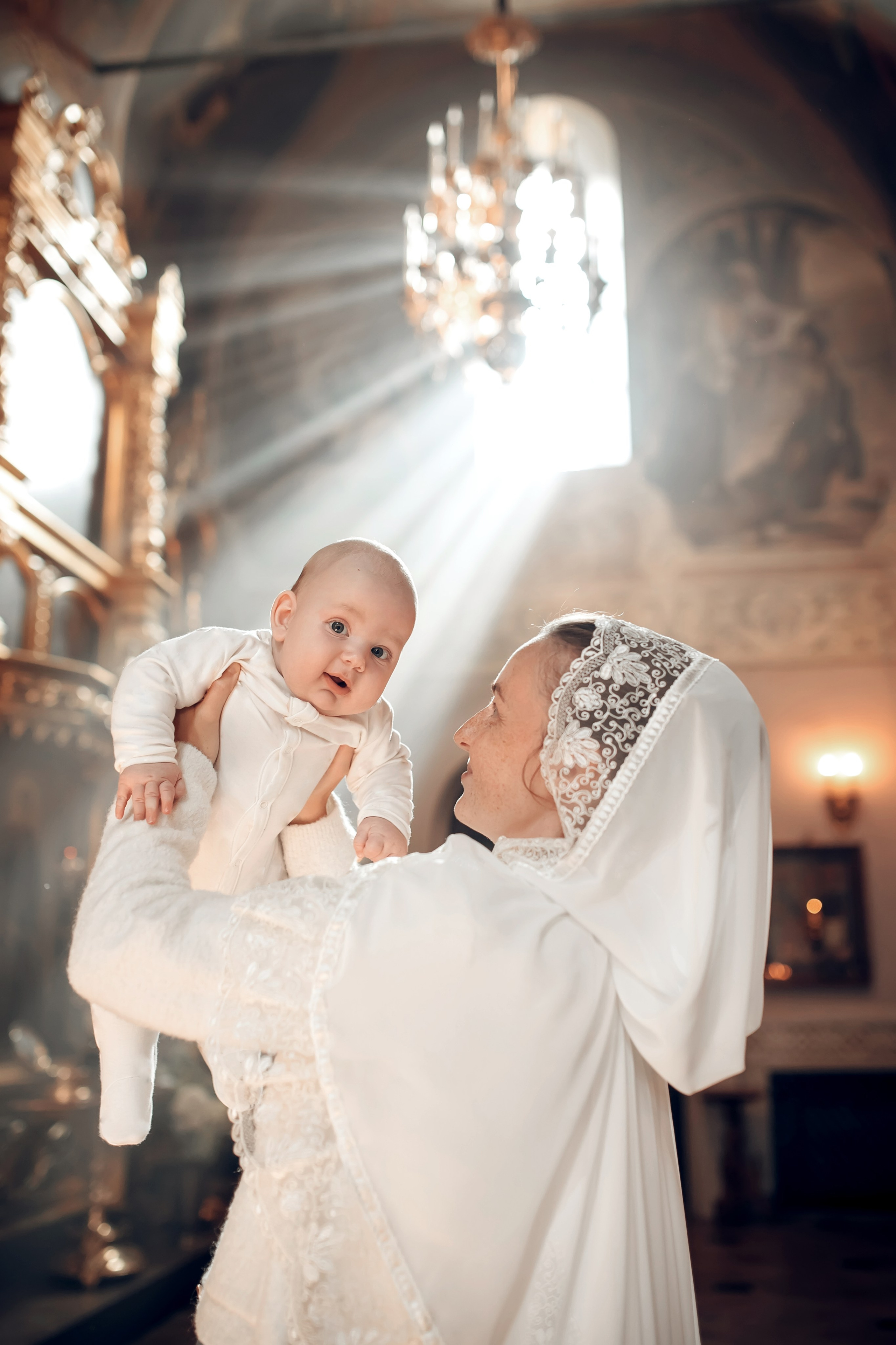 Фотограф на таинство крещения и венчание в храмах Москвы и MO. Moscow_CPC