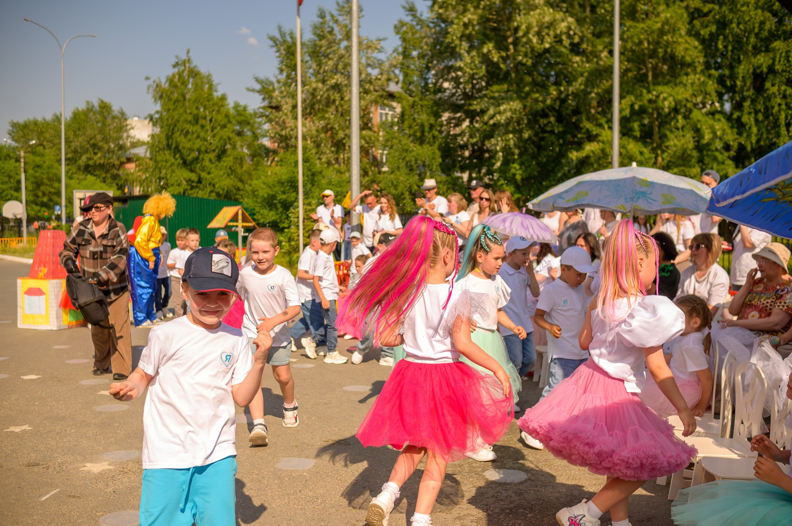 Репортаж выпускного группа «Фантазёры» 3 садик. Фотограф новорожденных, семейный детский в Тюмени Татьяна Морозова